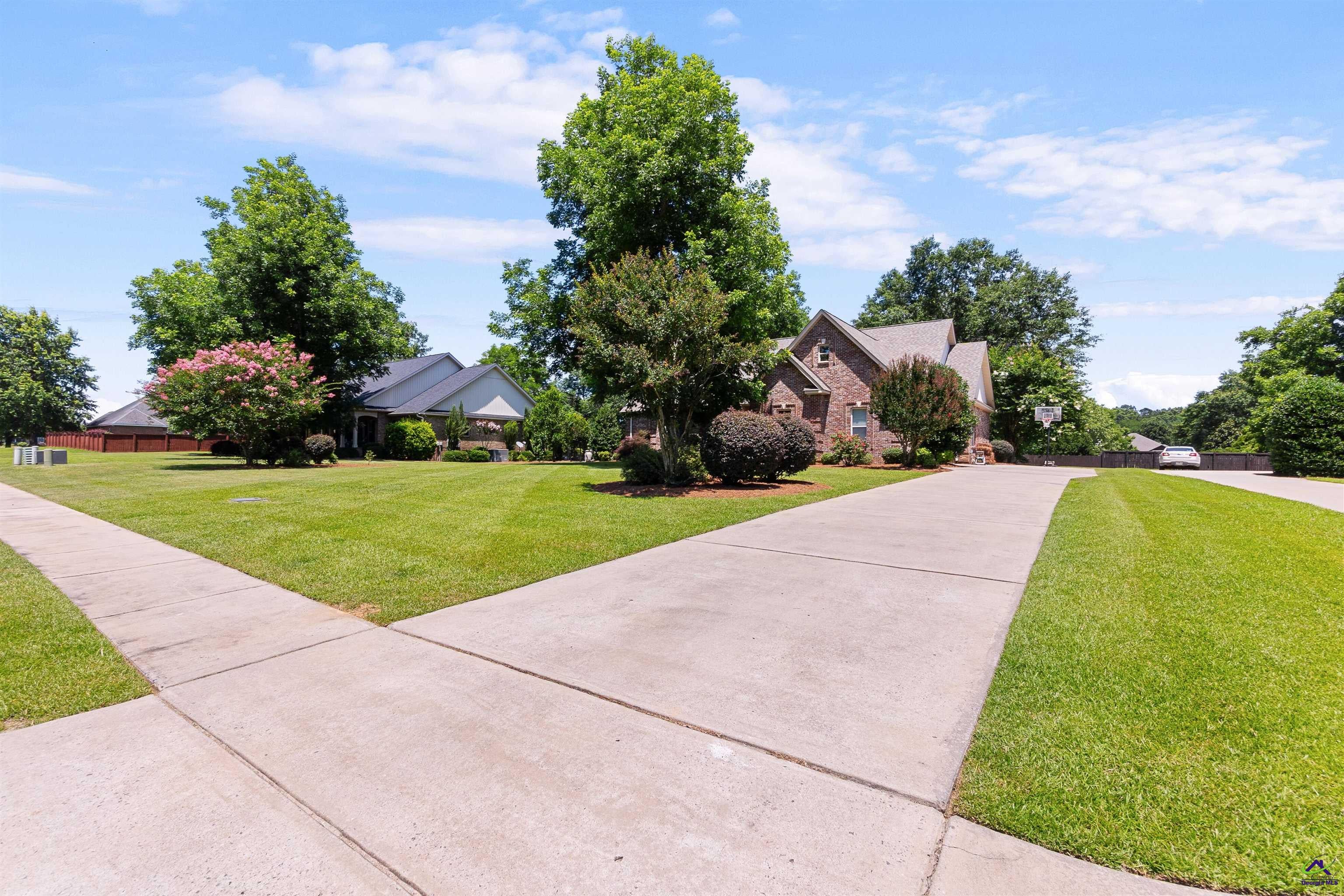 104 River Rock Court