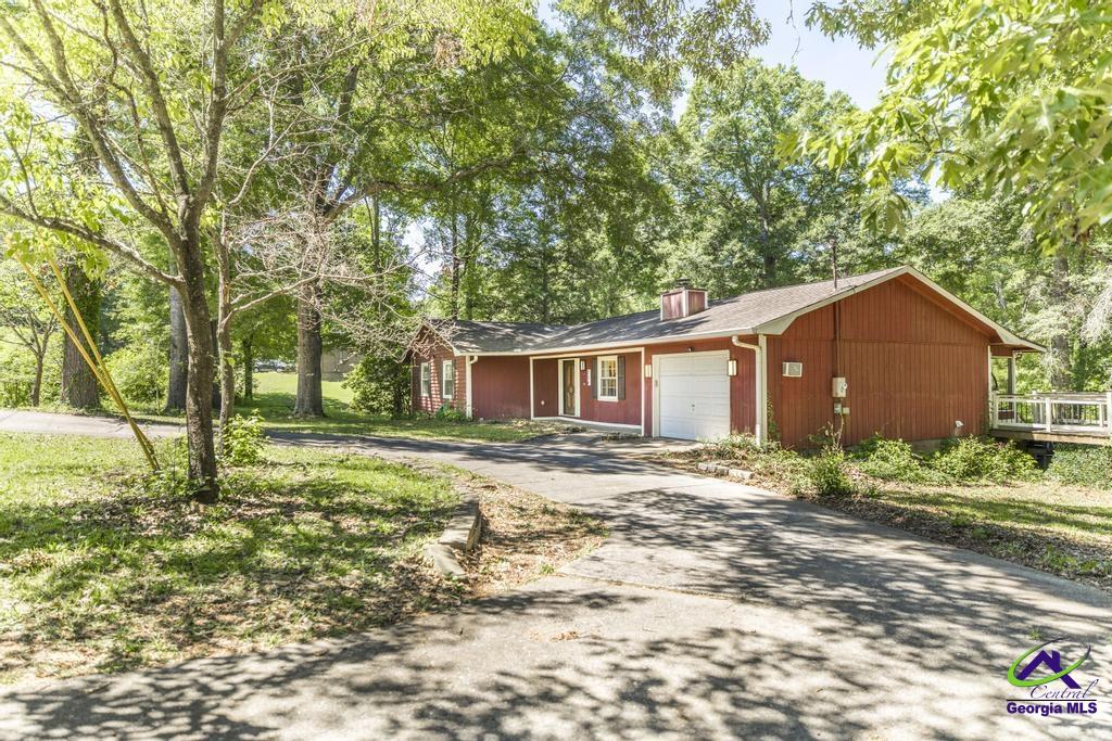 228 Lake Placid Drive