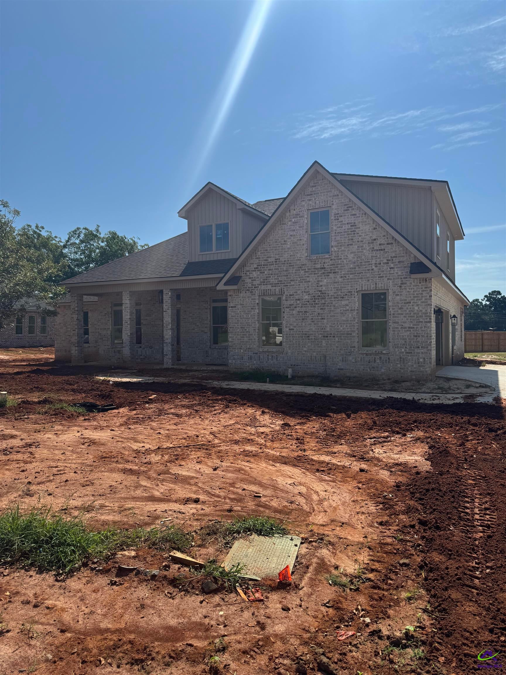 8 Pleasant Oaks Drive