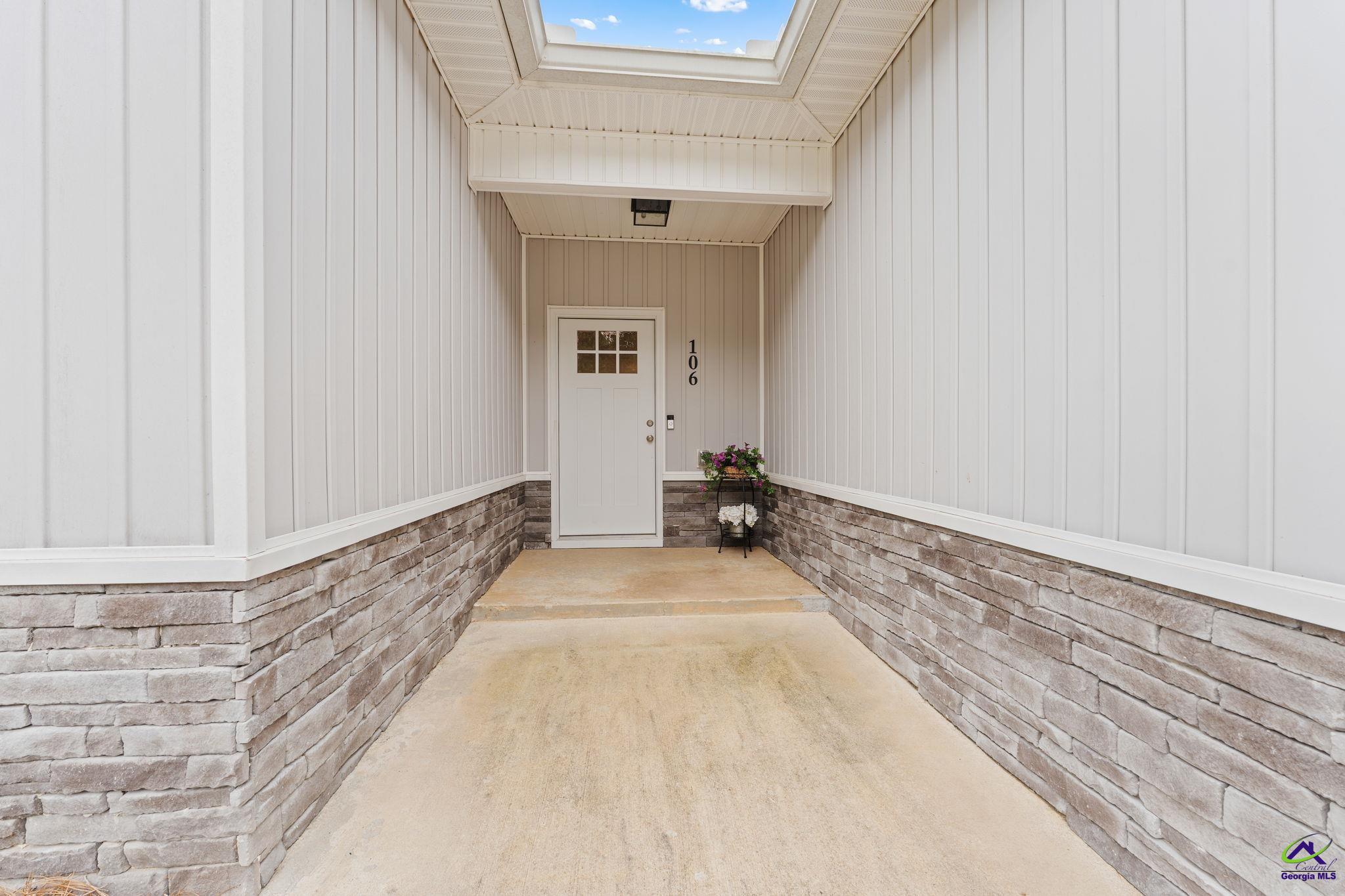 106 Garrett Lane