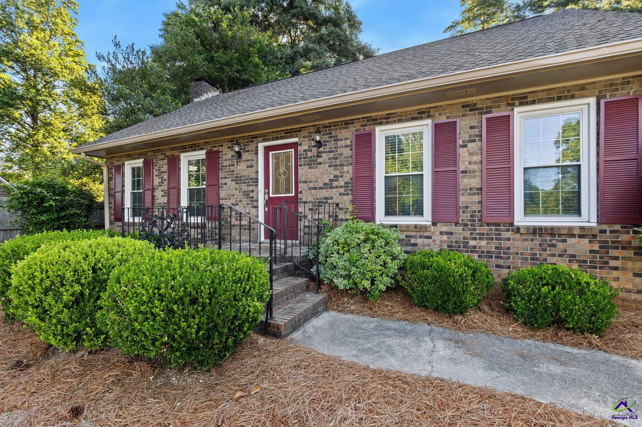 108 Chantilly Drive