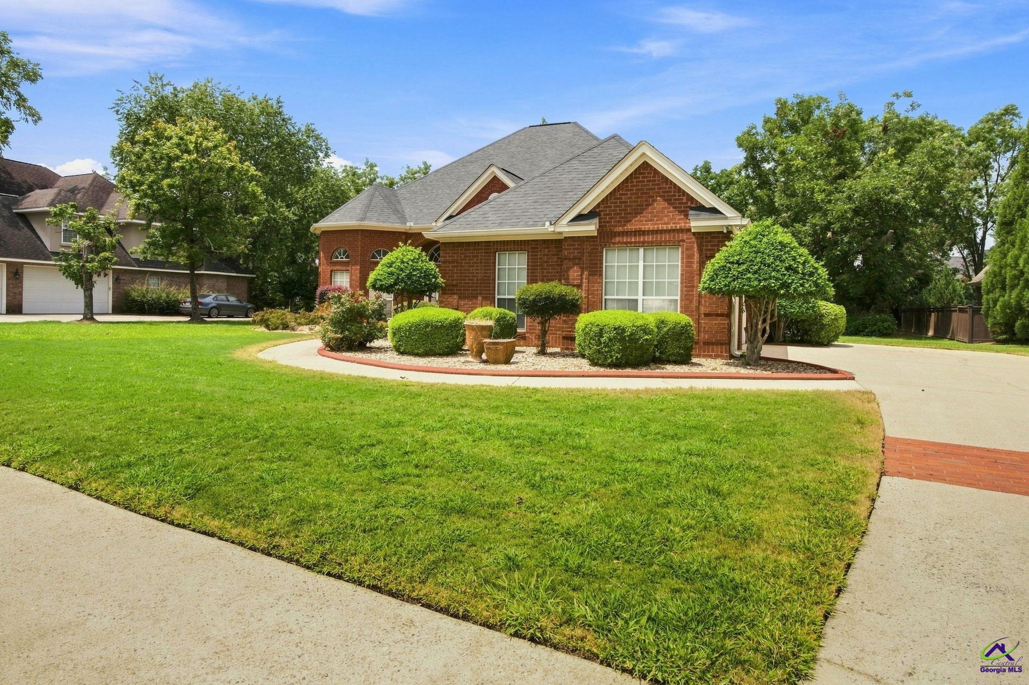 209 Trellis Walk