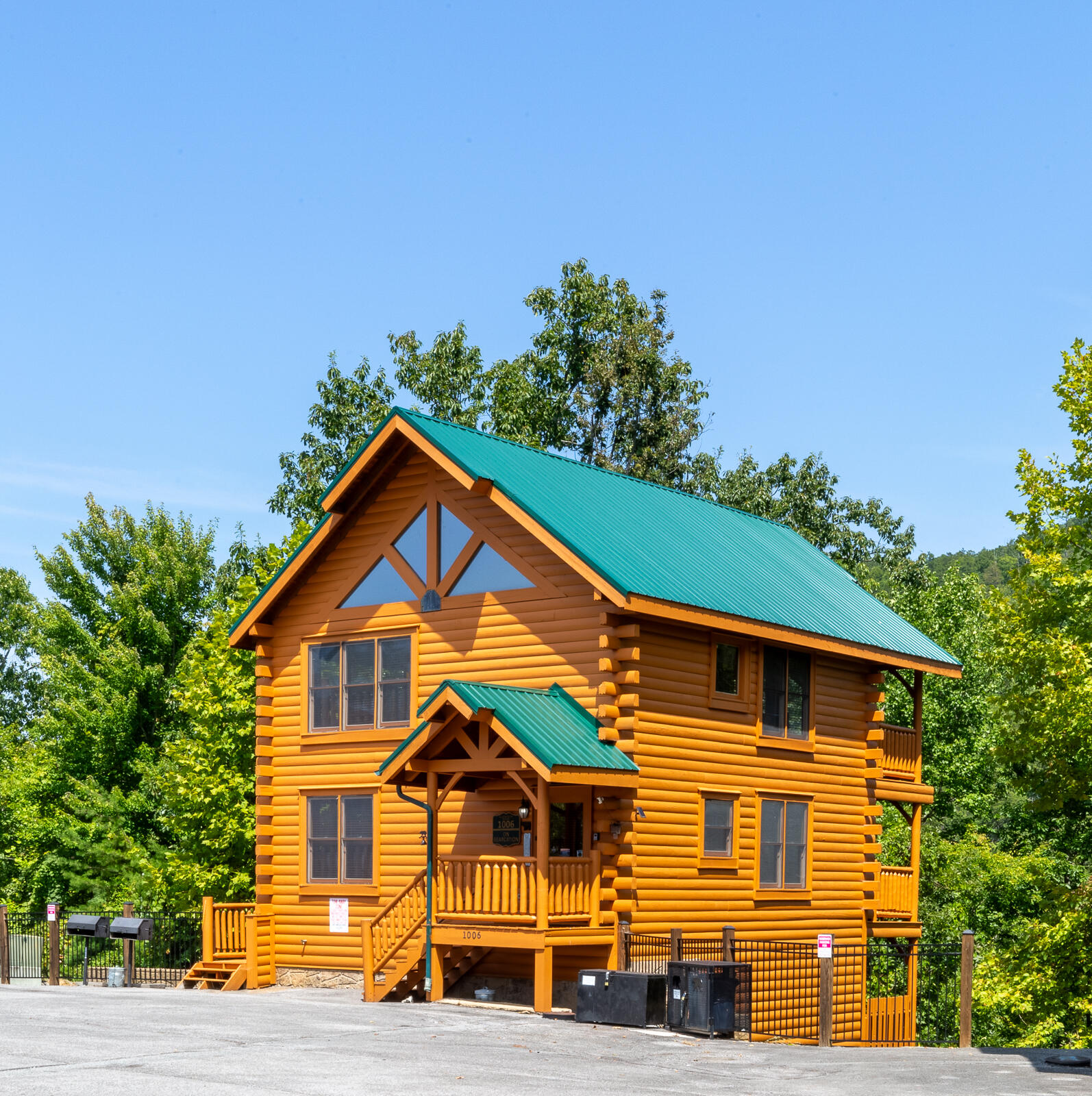 Property: 1006 Cricket Wood Way,Sevierville, TN