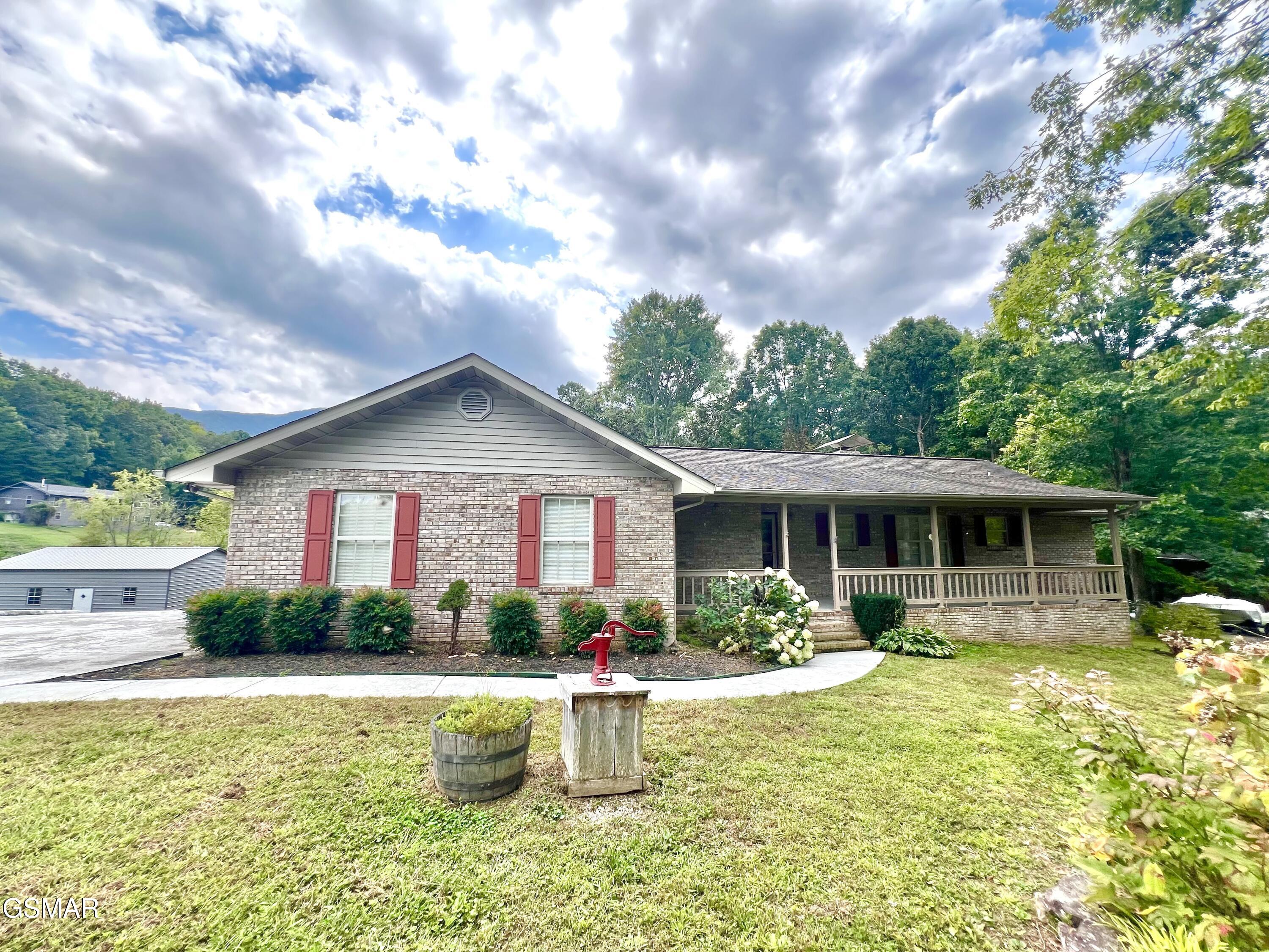 3661 Boxwood Lane - Photo 3