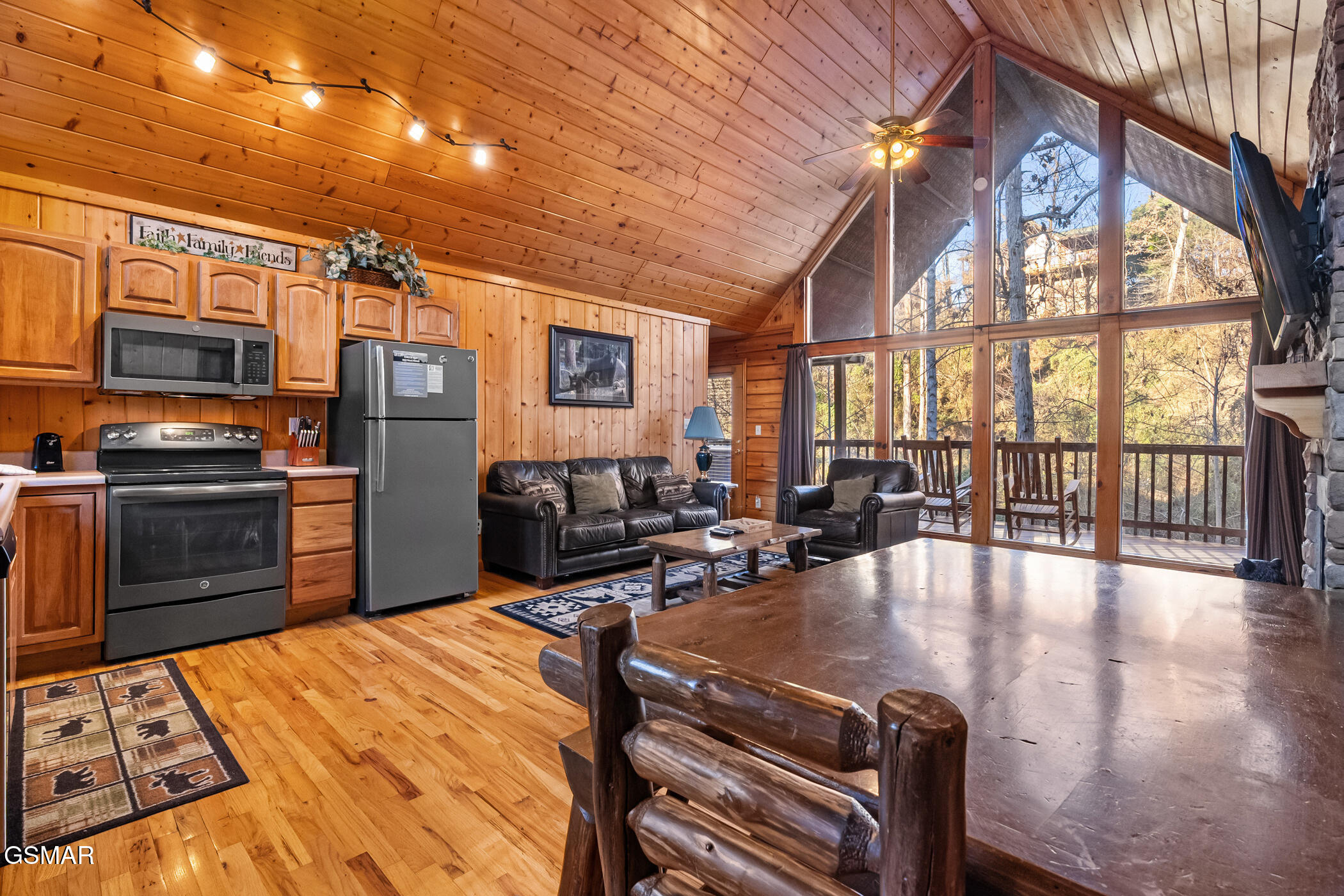 1509 Bears Den Way - Photo 3