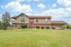 Photo 1 of 28 — 8824 Emory Road, Corryton, TN 37721