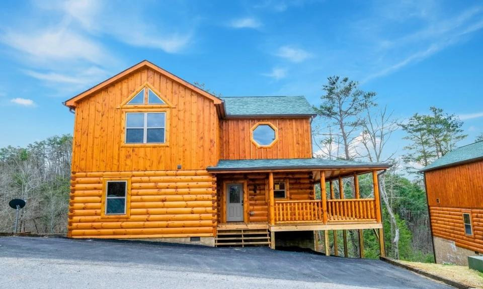 Photo 1 of 19 — 1107 Antelope Way, Sevierville, TN 37862