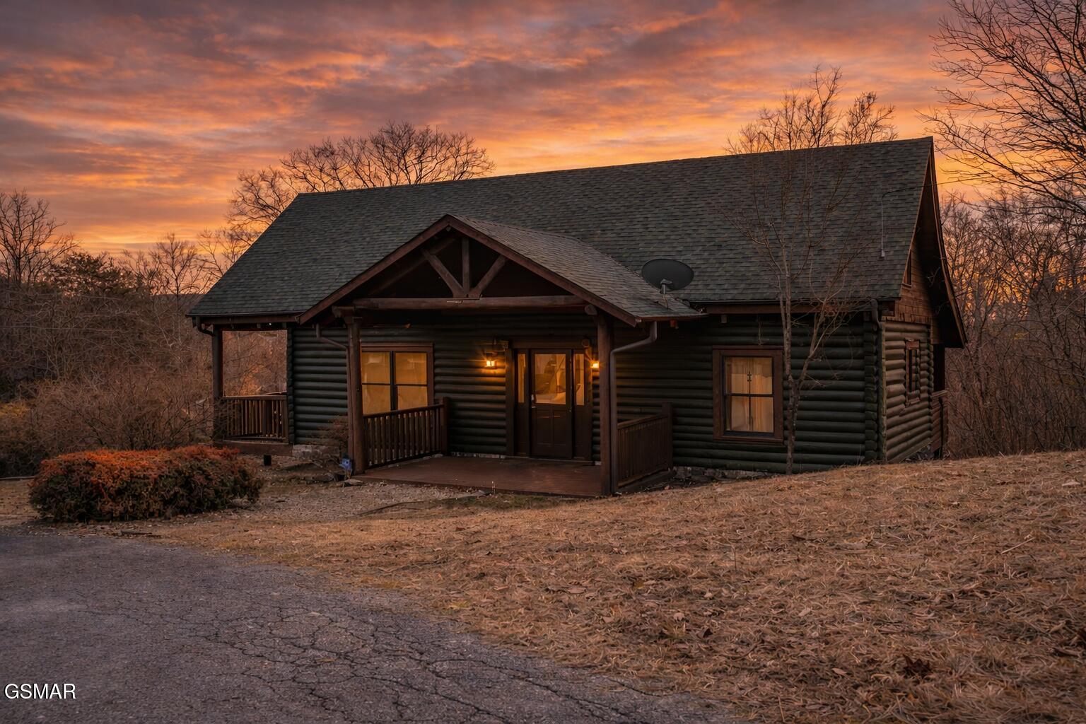 403 Happy Hollow Lane - Photo 2