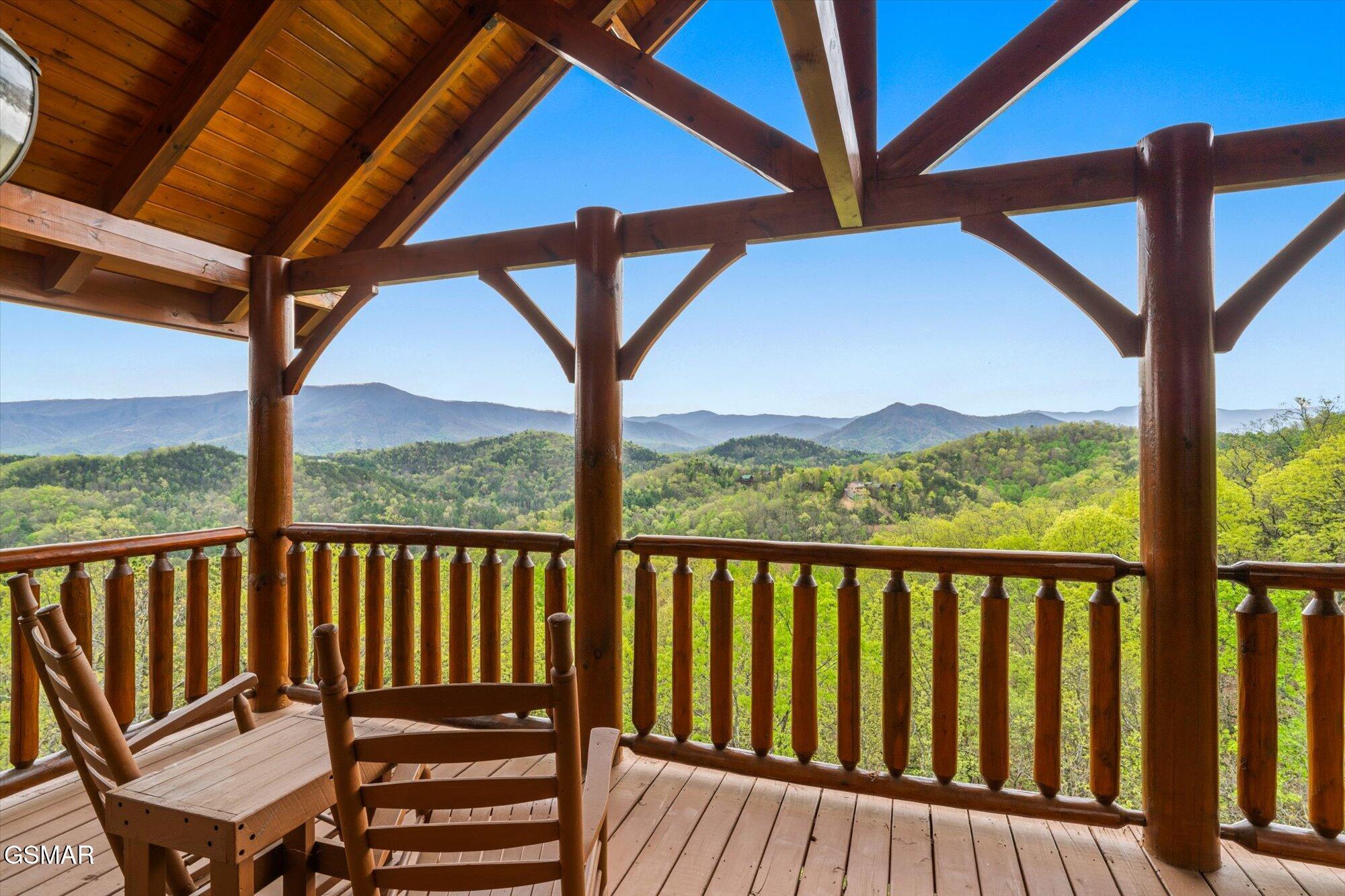 2722 Mountain Preserve Drives