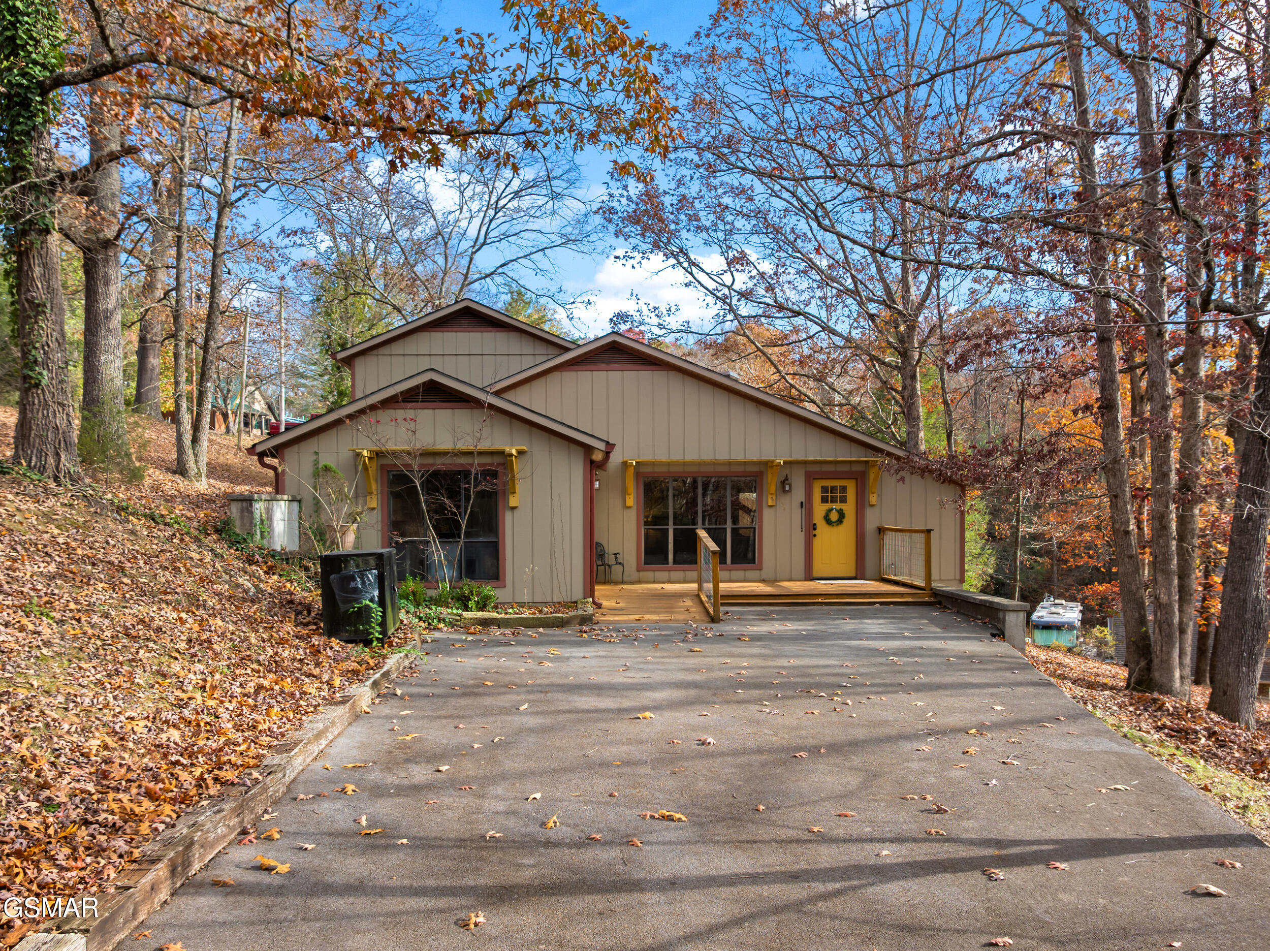 1634 spruce drive-1