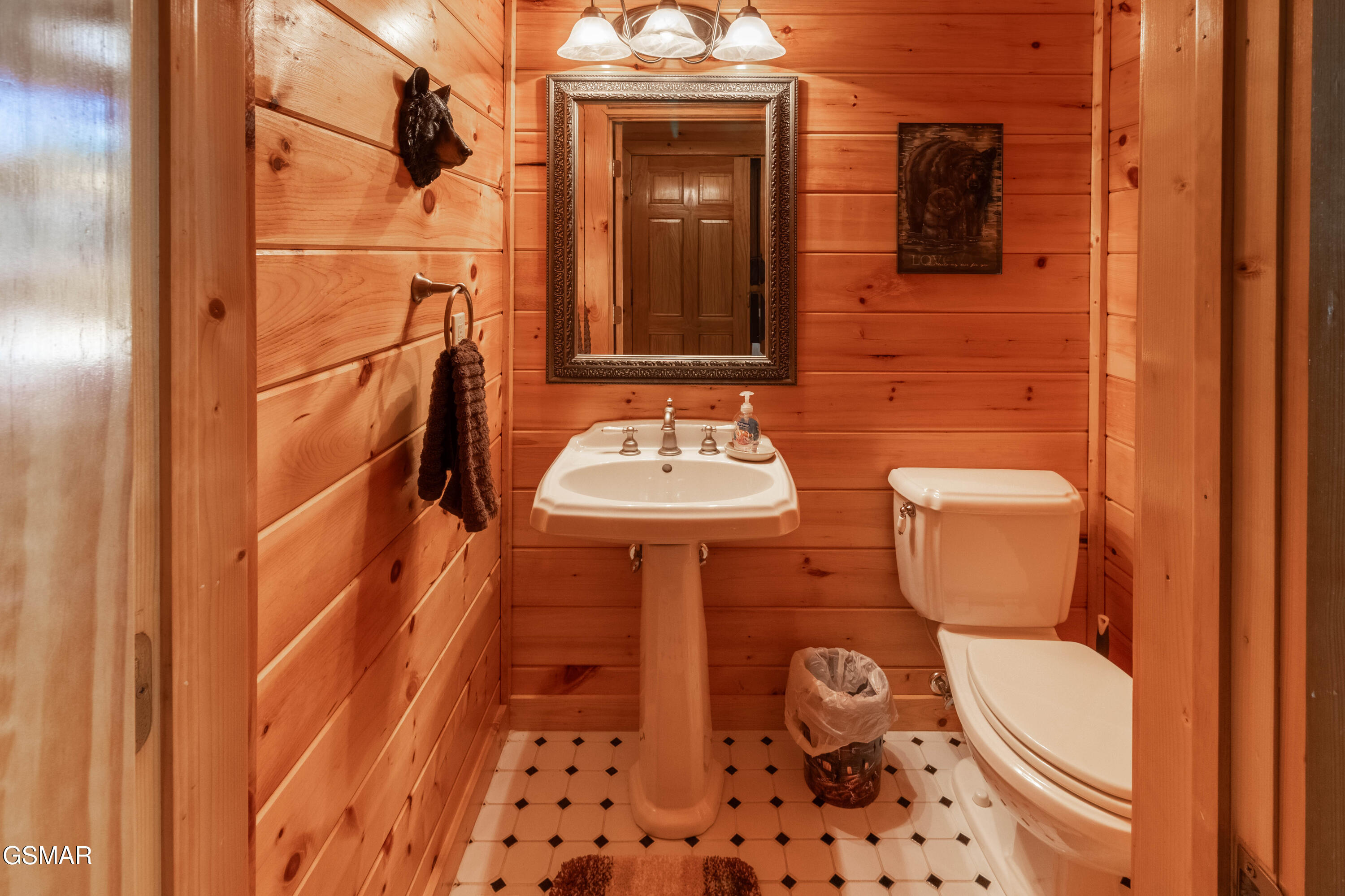 Sevierville, Tennessee, 37862, United States, 3 Bedrooms Bedrooms, ,3 BathroomsBathrooms,Residential,Active,2036390