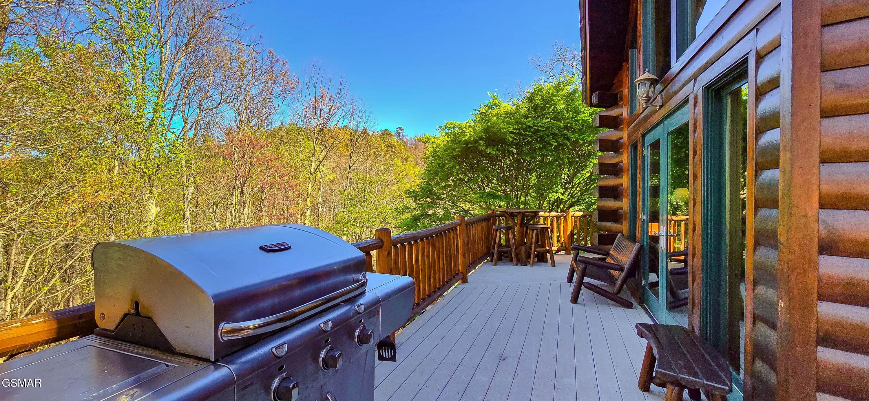 Sevierville, Tennessee, 37862, United States, 3 Bedrooms Bedrooms, ,3 BathroomsBathrooms,Residential,Active,2036390