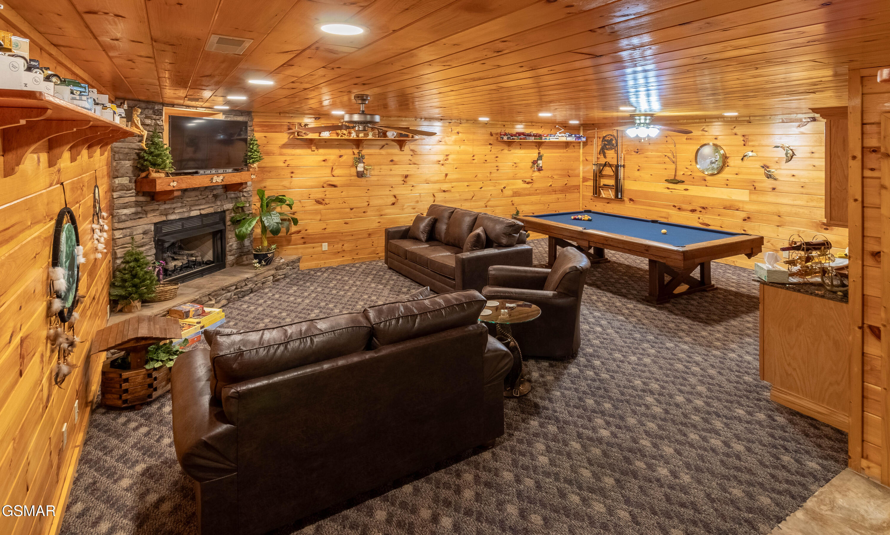 Sevierville, Tennessee, 37862, United States, 3 Bedrooms Bedrooms, ,3 BathroomsBathrooms,Residential,Active,2036390