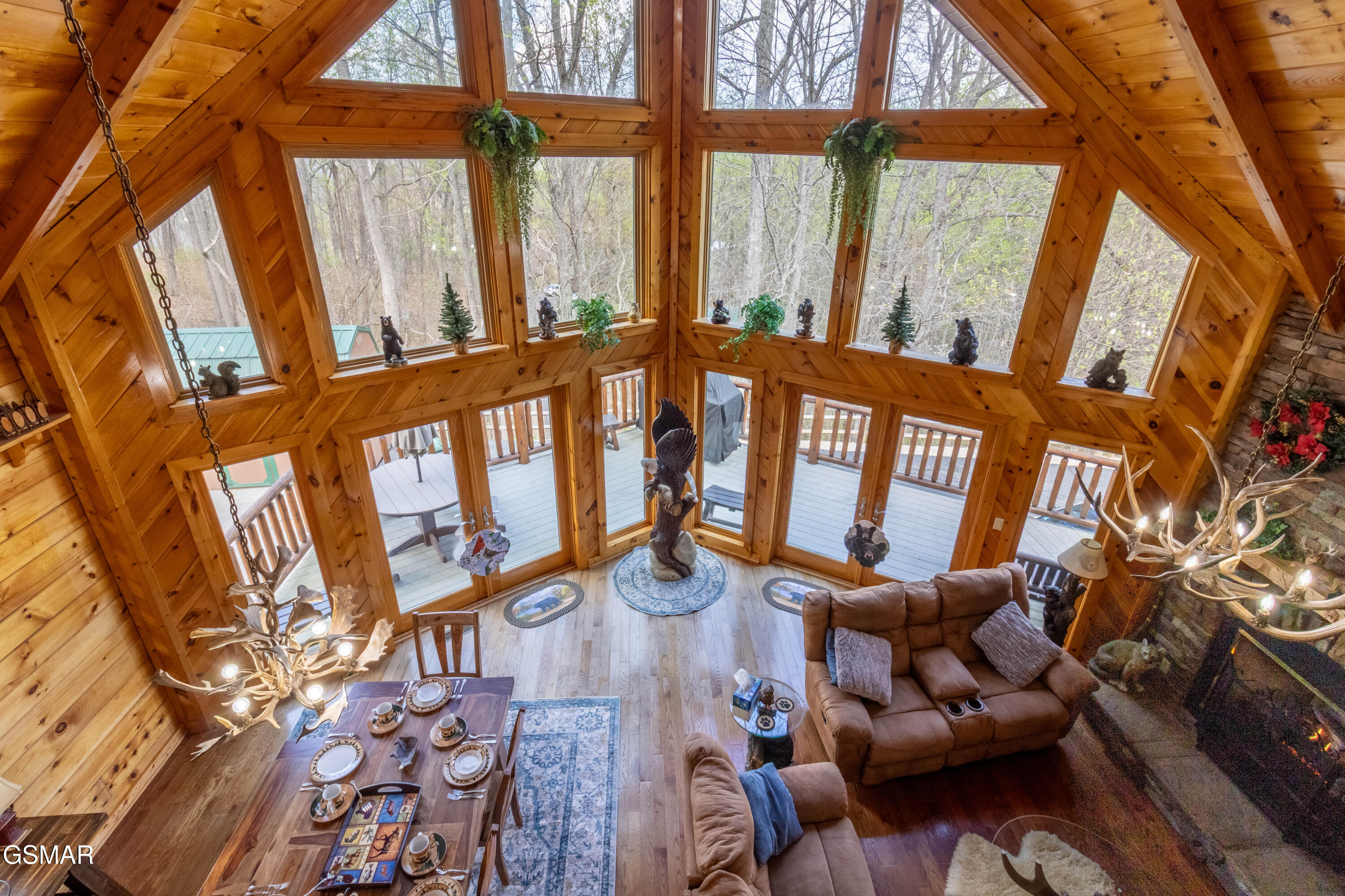 Sevierville, Tennessee, 37862, United States, 3 Bedrooms Bedrooms, ,3 BathroomsBathrooms,Residential,Active,2036390
