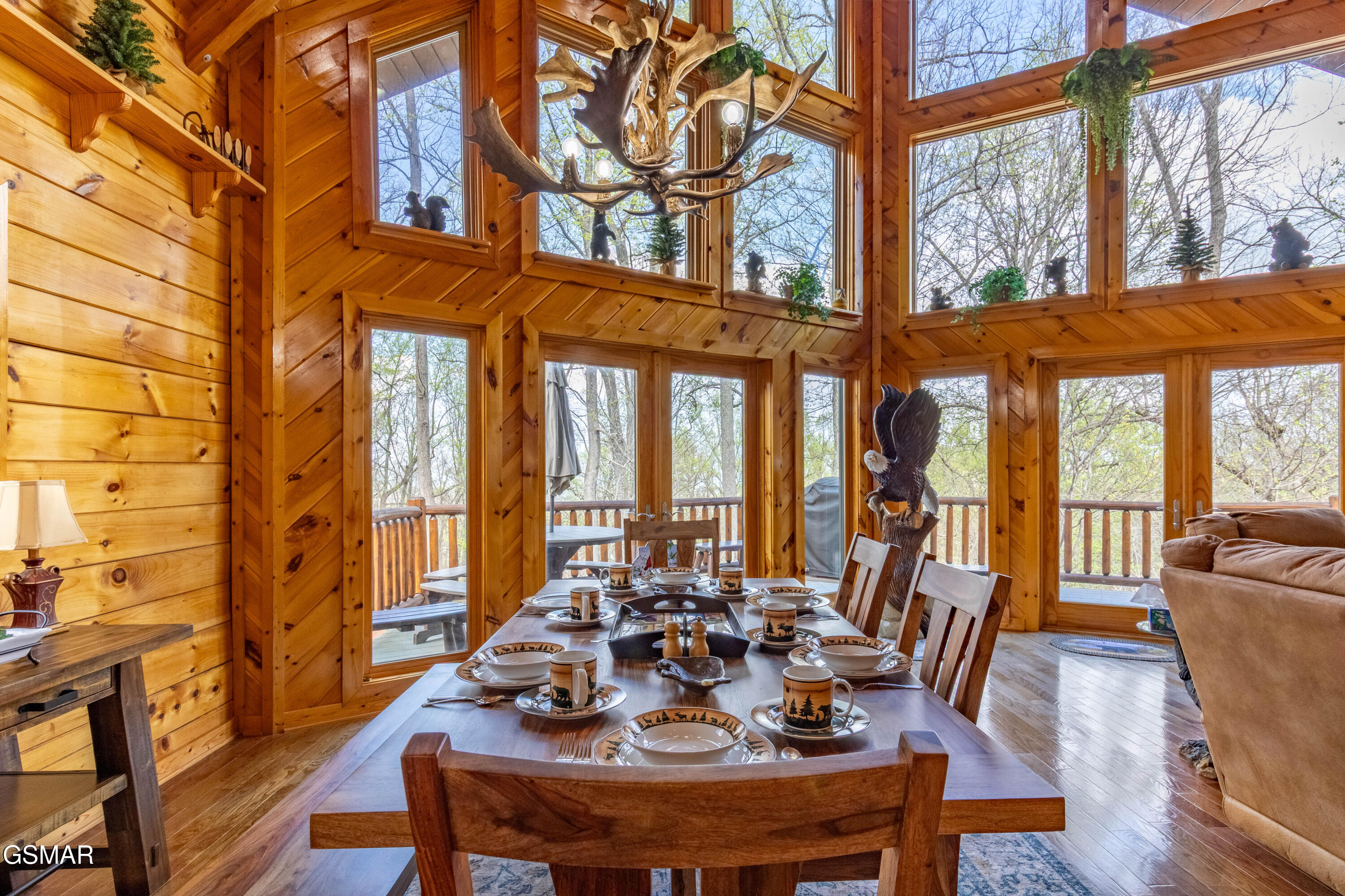 Sevierville, Tennessee, 37862, United States, 3 Bedrooms Bedrooms, ,3 BathroomsBathrooms,Residential,Active,2036390