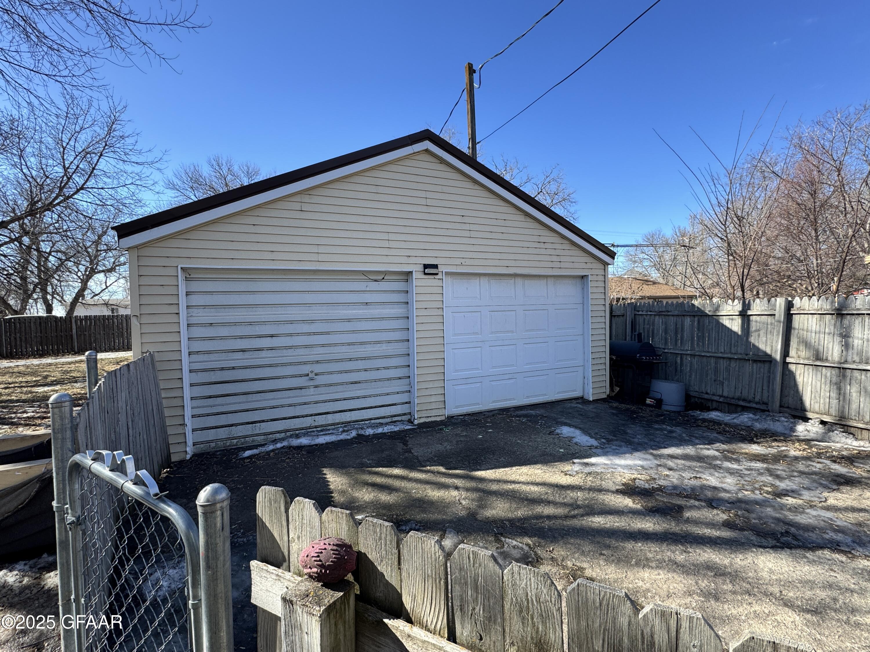 Hatton, North Dakota 58240, United States, 3 Bedrooms Bedrooms, ,1 BathroomBathrooms,Residential,Pending,83714