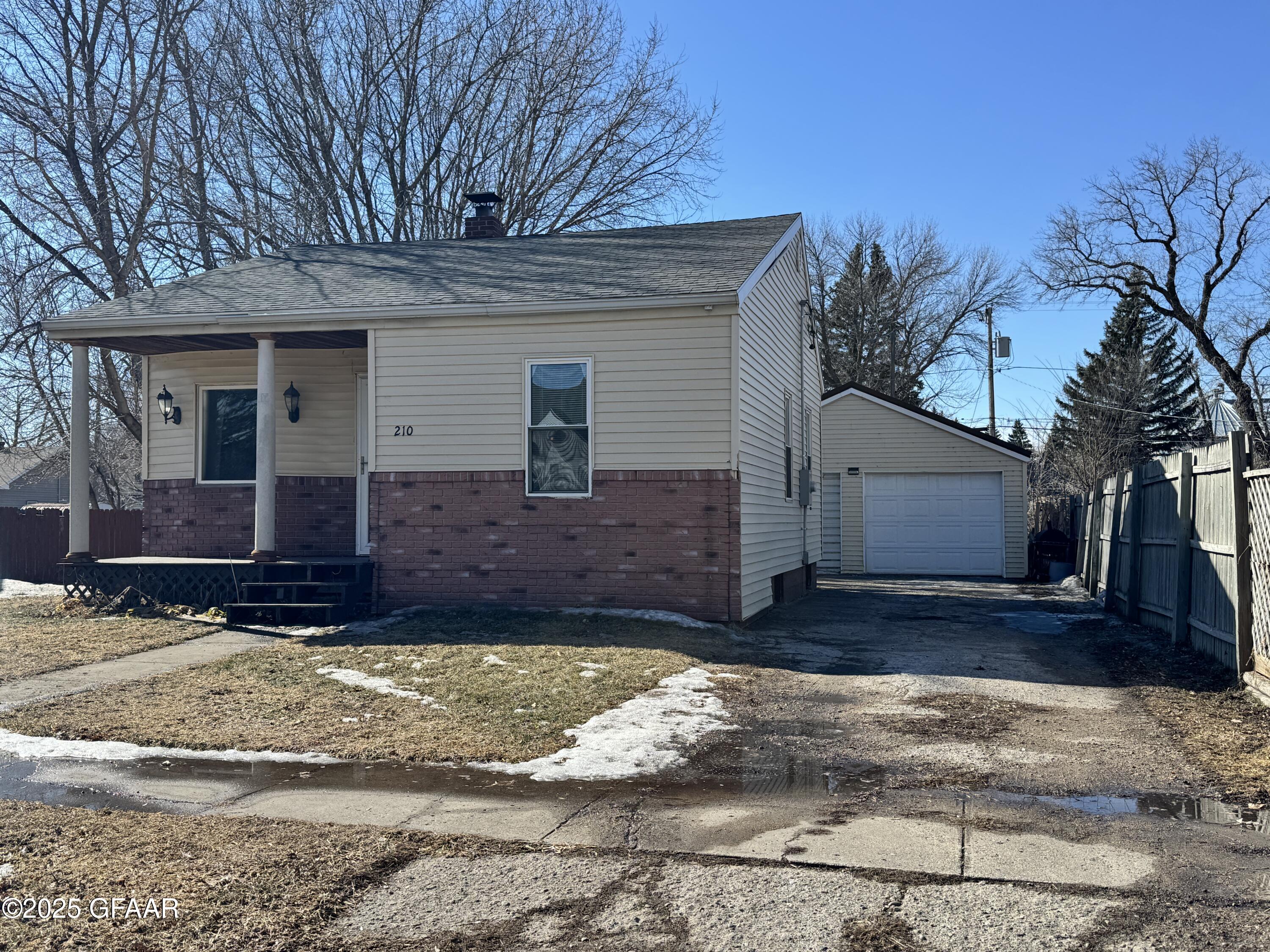 Hatton, North Dakota 58240, United States, 3 Bedrooms Bedrooms, ,1 BathroomBathrooms,Residential,Pending,83714