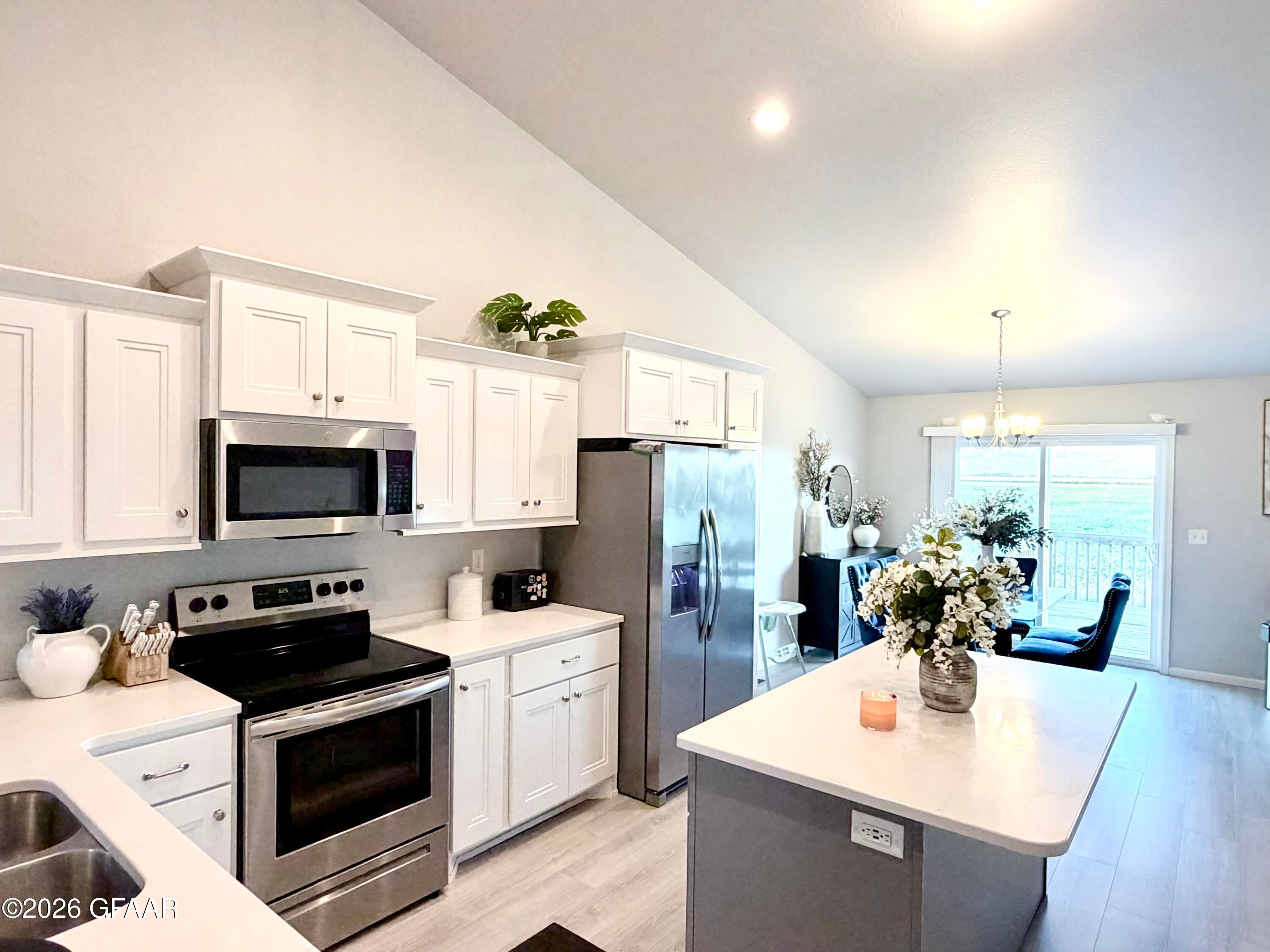 957 DAVID Drive - Photo 3