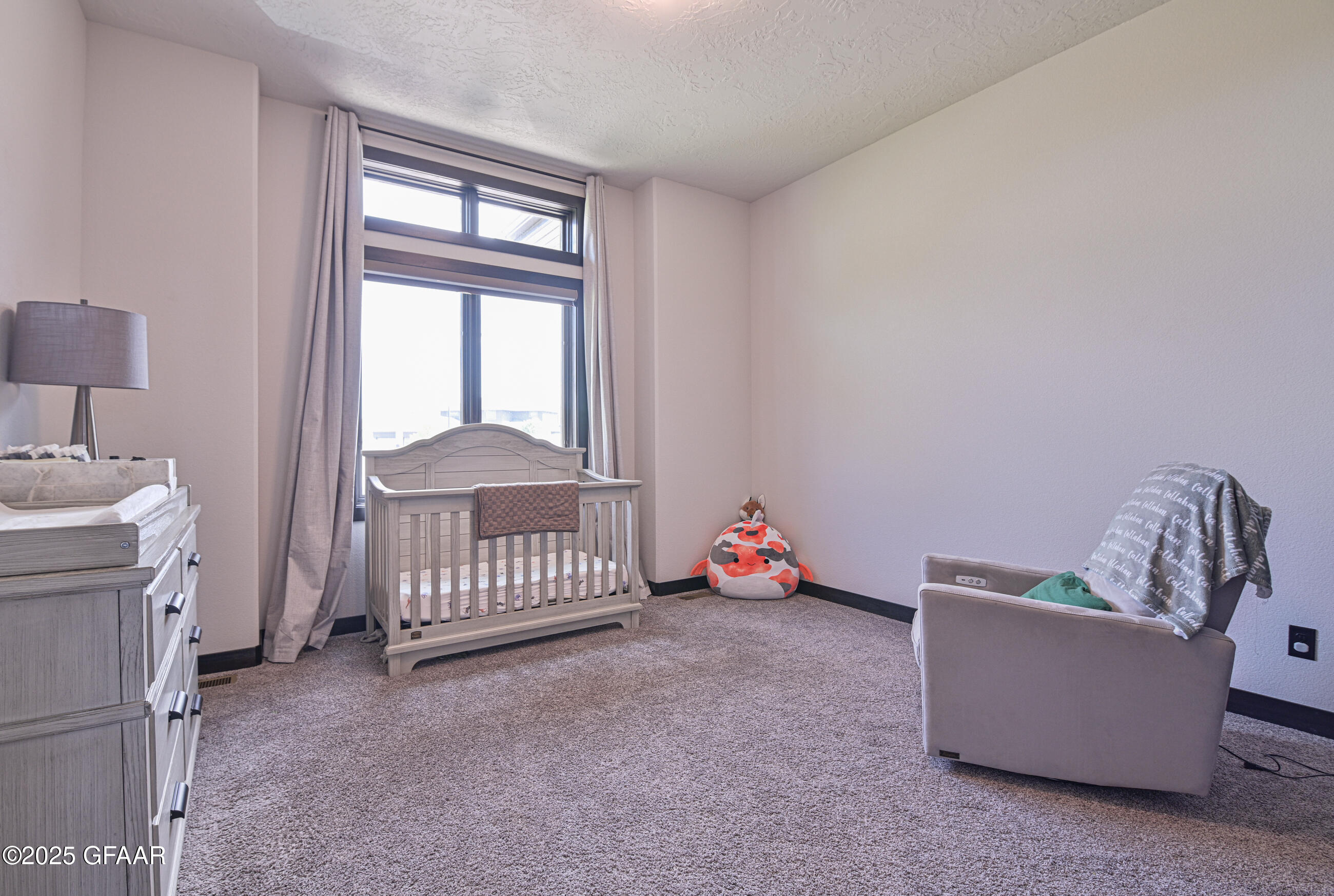 Grand Forks, North Dakota 58201, United States, 6 Bedrooms Bedrooms, ,4 BathroomsBathrooms,Residential,Active,166327