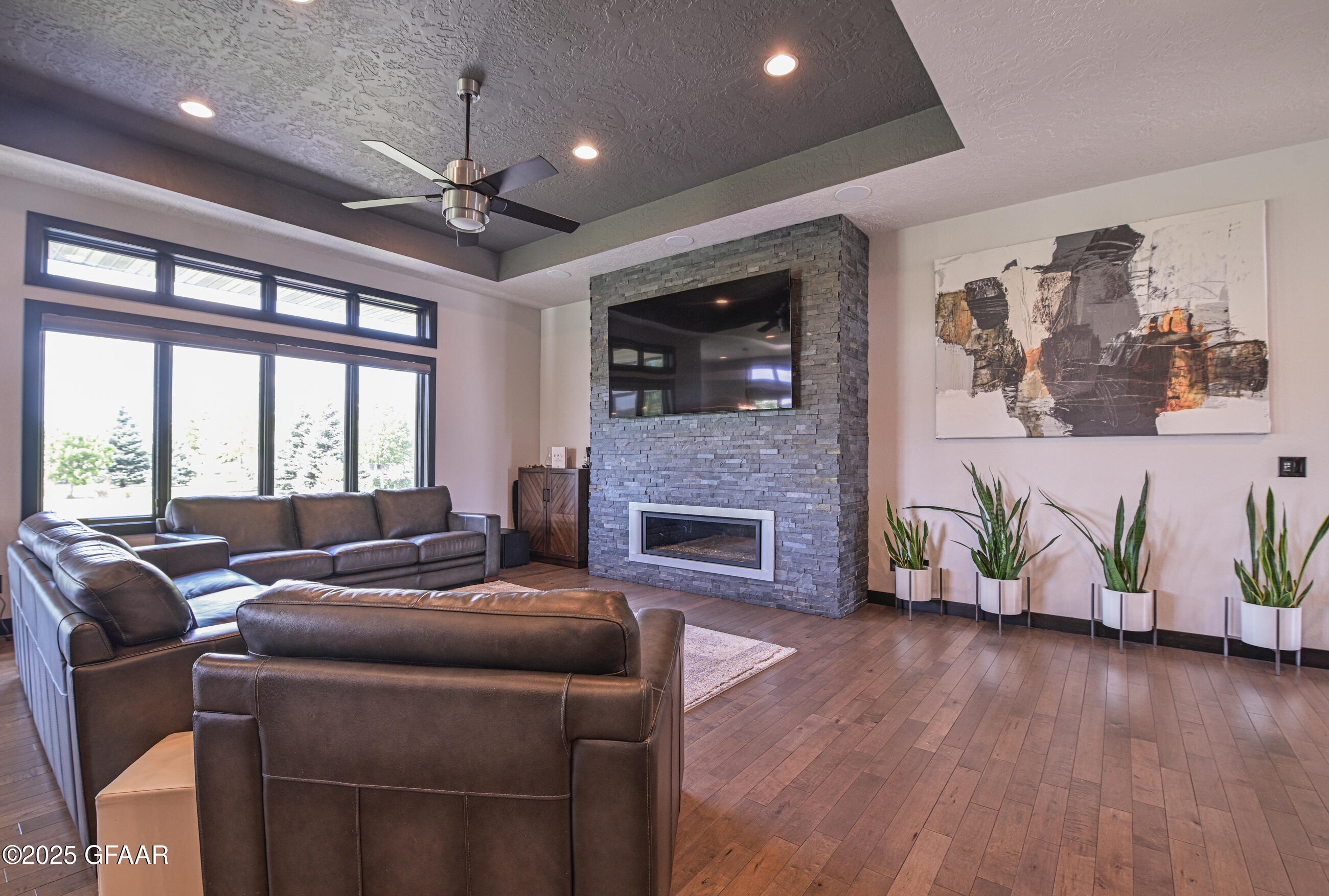 Grand Forks, North Dakota 58201, United States, 6 Bedrooms Bedrooms, ,4 BathroomsBathrooms,Residential,Active,166327