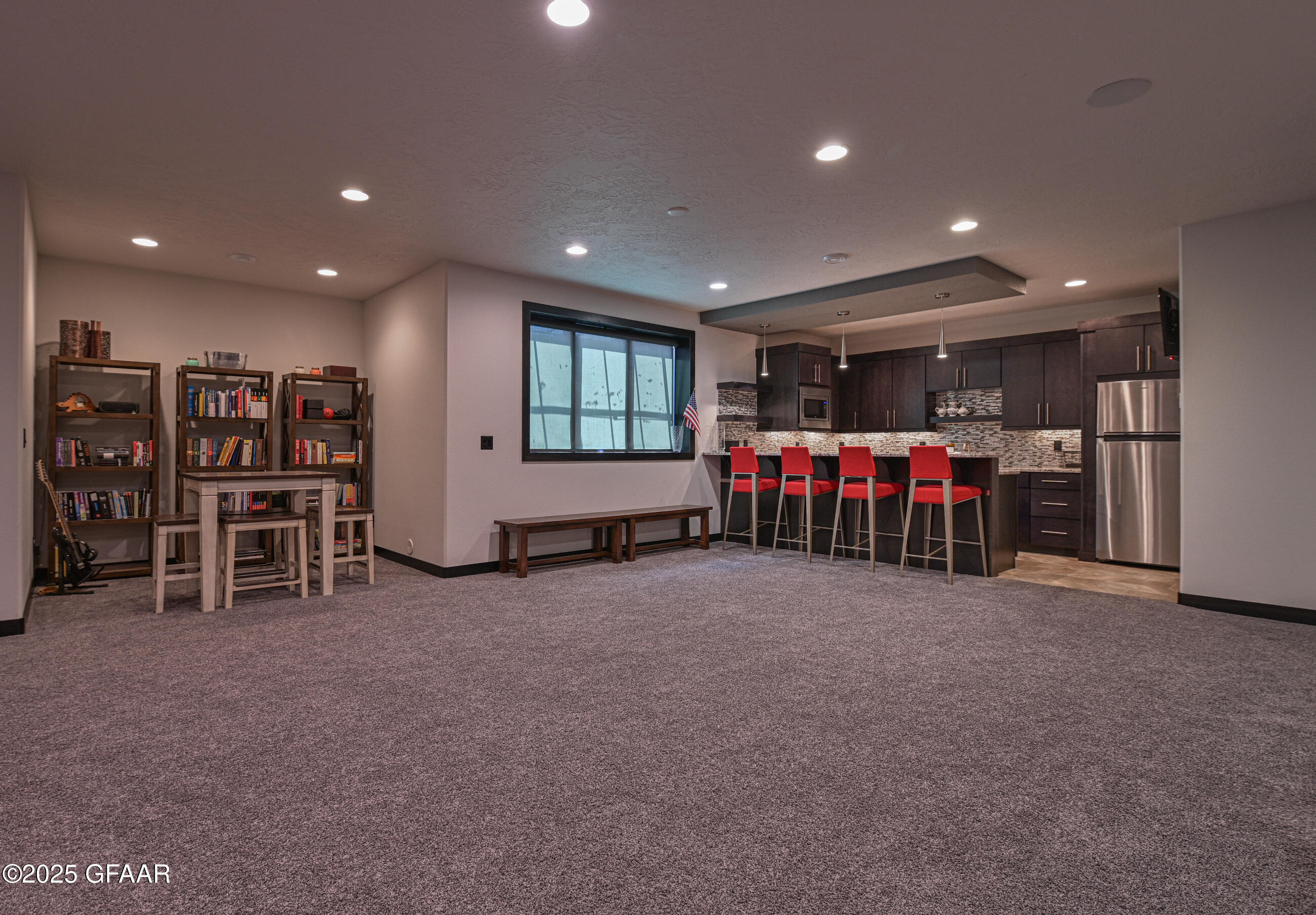 Grand Forks, North Dakota 58201, United States, 6 Bedrooms Bedrooms, ,4 BathroomsBathrooms,Residential,Active,166327