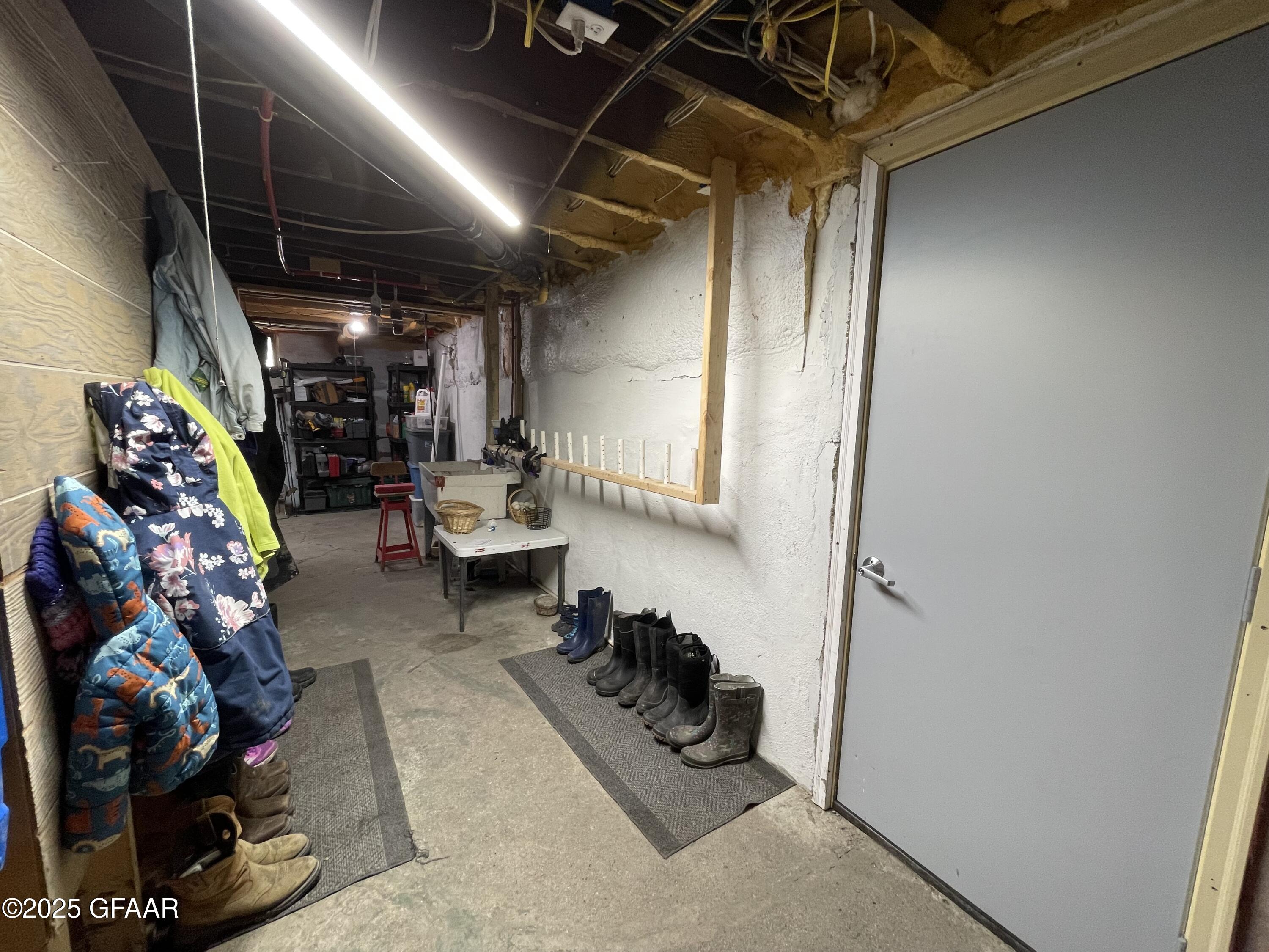 Oslo, Minnesota 56744, United States, 6 Bedrooms Bedrooms, ,3 BathroomsBathrooms,Residential,Active,166328