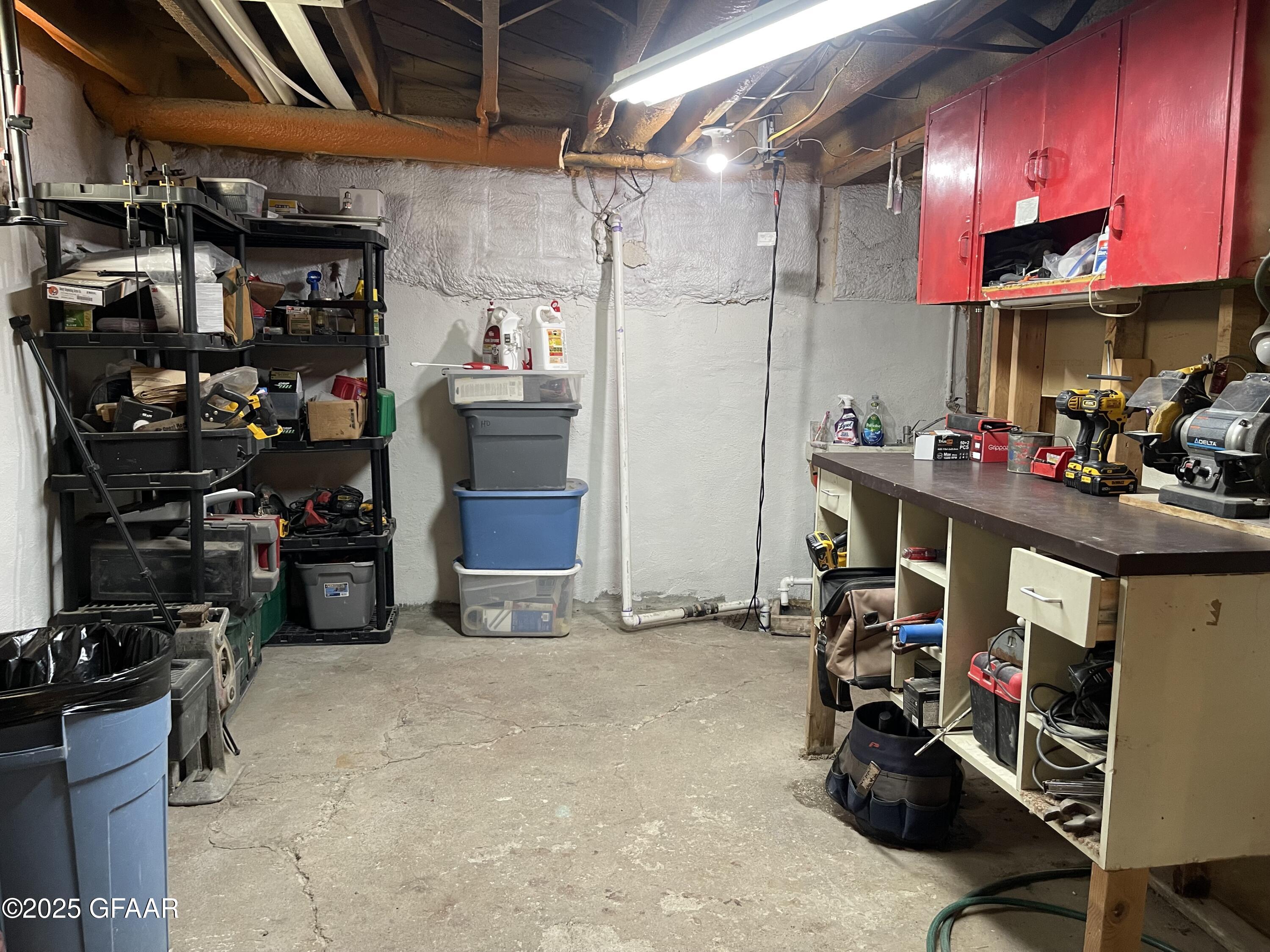 Oslo, Minnesota 56744, United States, 6 Bedrooms Bedrooms, ,3 BathroomsBathrooms,Residential,Active,166328