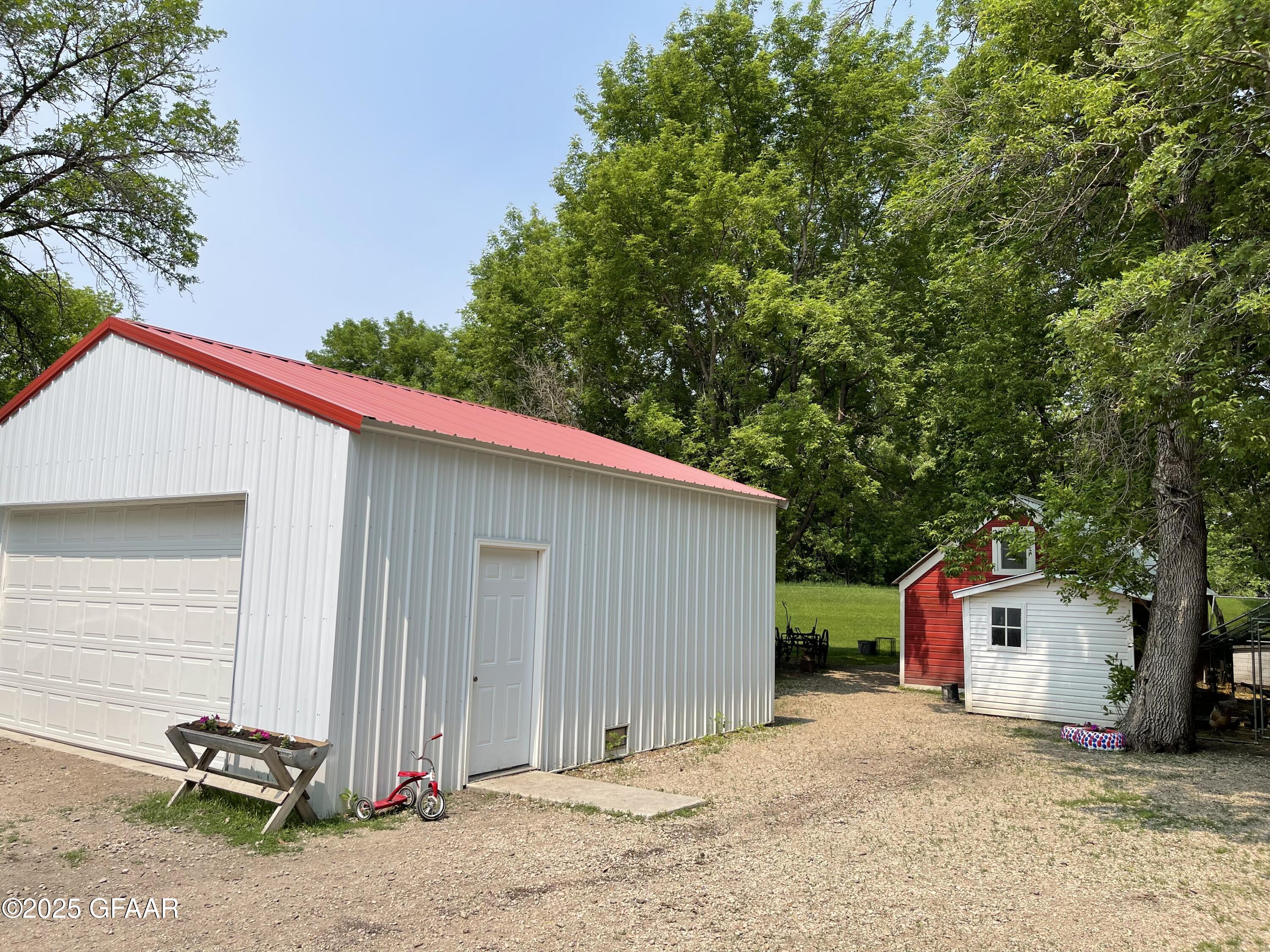 Oslo, Minnesota 56744, United States, 6 Bedrooms Bedrooms, ,3 BathroomsBathrooms,Residential,Active,166328