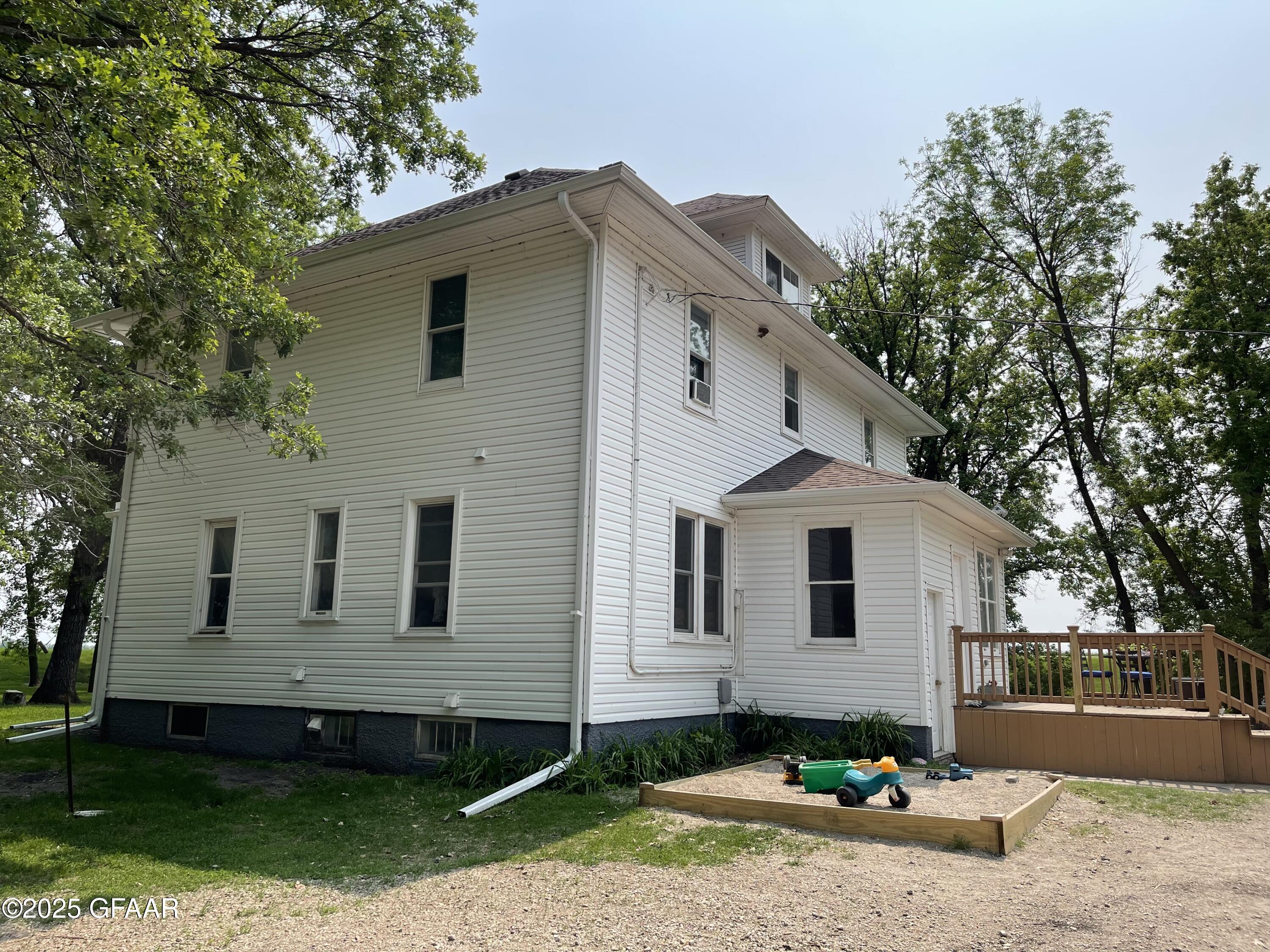 Oslo, Minnesota 56744, United States, 6 Bedrooms Bedrooms, ,3 BathroomsBathrooms,Residential,Active,166328