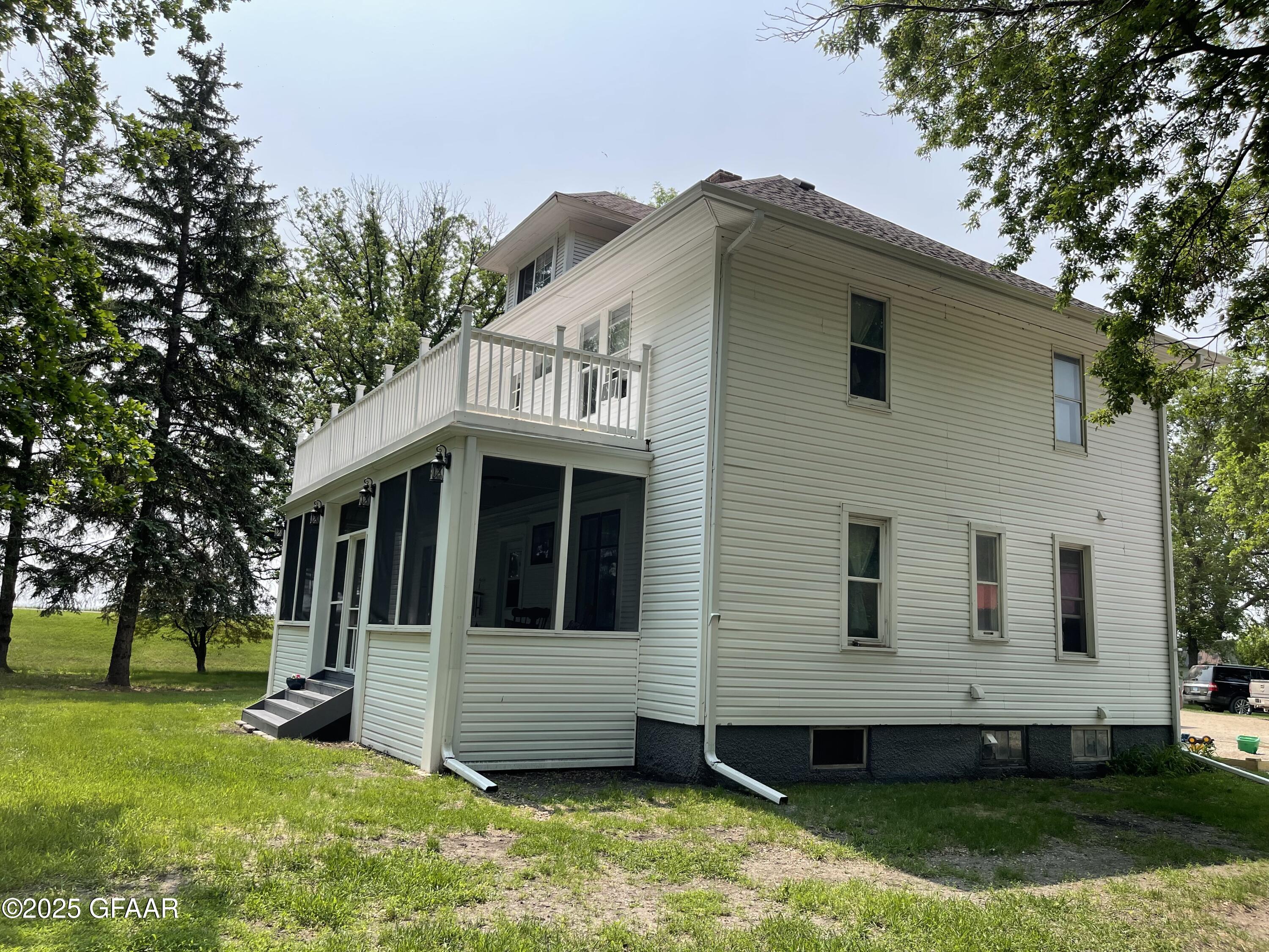 Oslo, Minnesota 56744, United States, 6 Bedrooms Bedrooms, ,3 BathroomsBathrooms,Residential,Active,166328