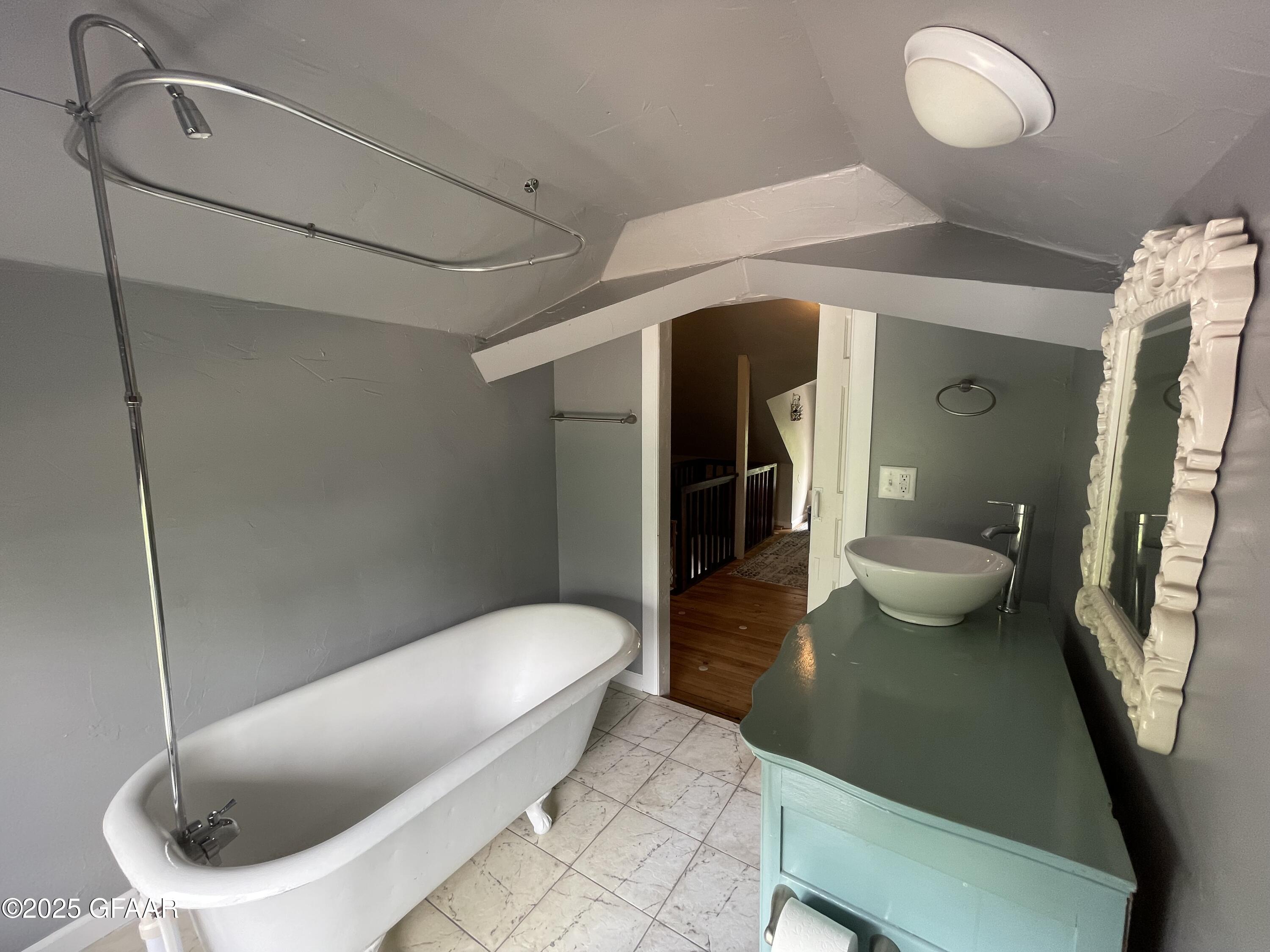 Oslo, Minnesota 56744, United States, 6 Bedrooms Bedrooms, ,3 BathroomsBathrooms,Residential,Active,166328