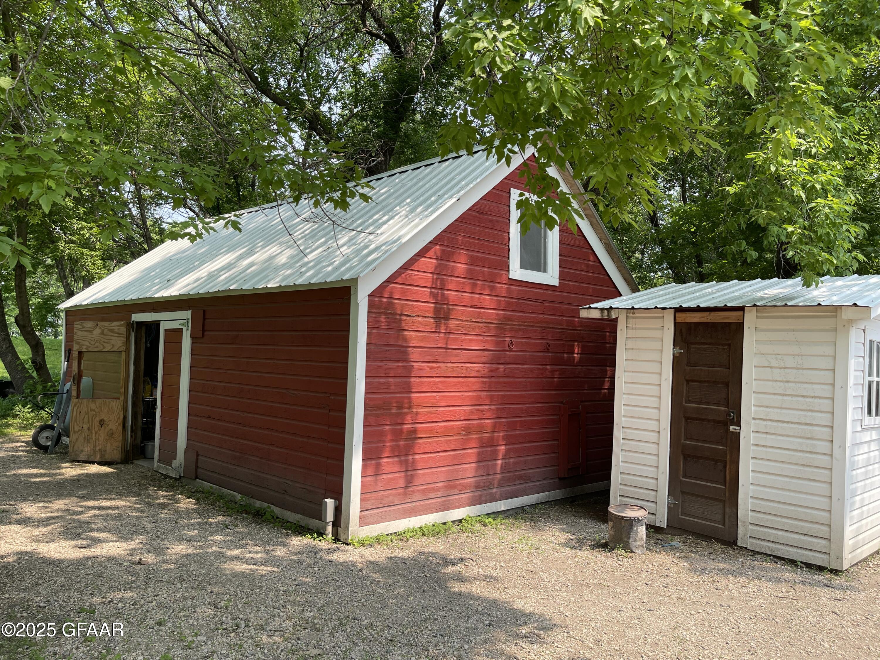 Oslo, Minnesota 56744, United States, 6 Bedrooms Bedrooms, ,3 BathroomsBathrooms,Residential,Active,166328