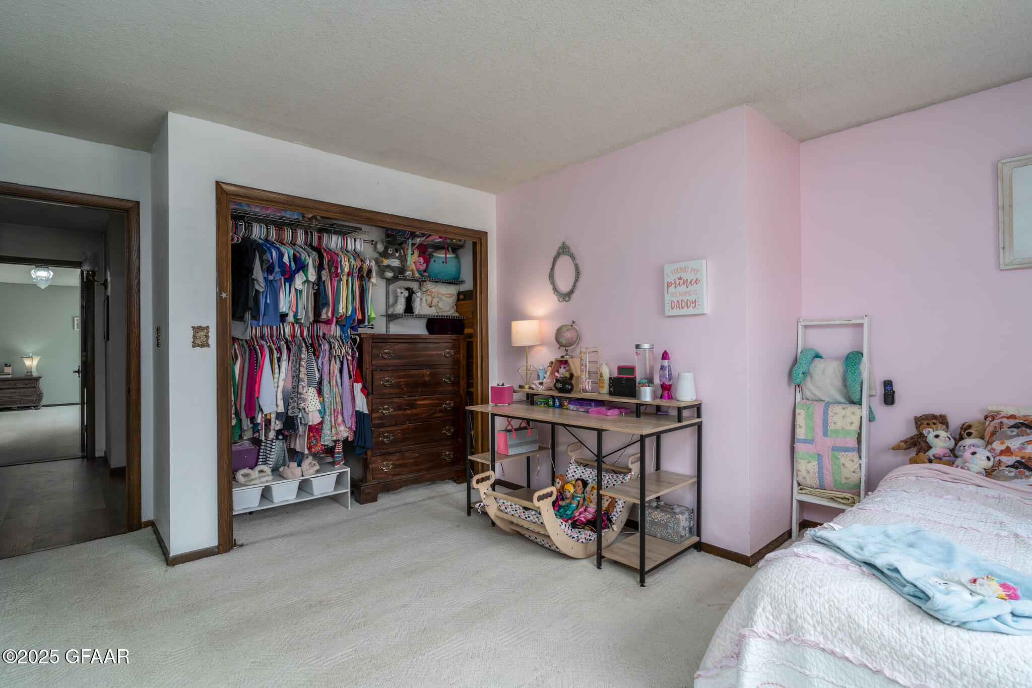 Northwood, North Dakota 58267, United States, 5 Bedrooms Bedrooms, ,2 BathroomsBathrooms,Residential,Pending,19638