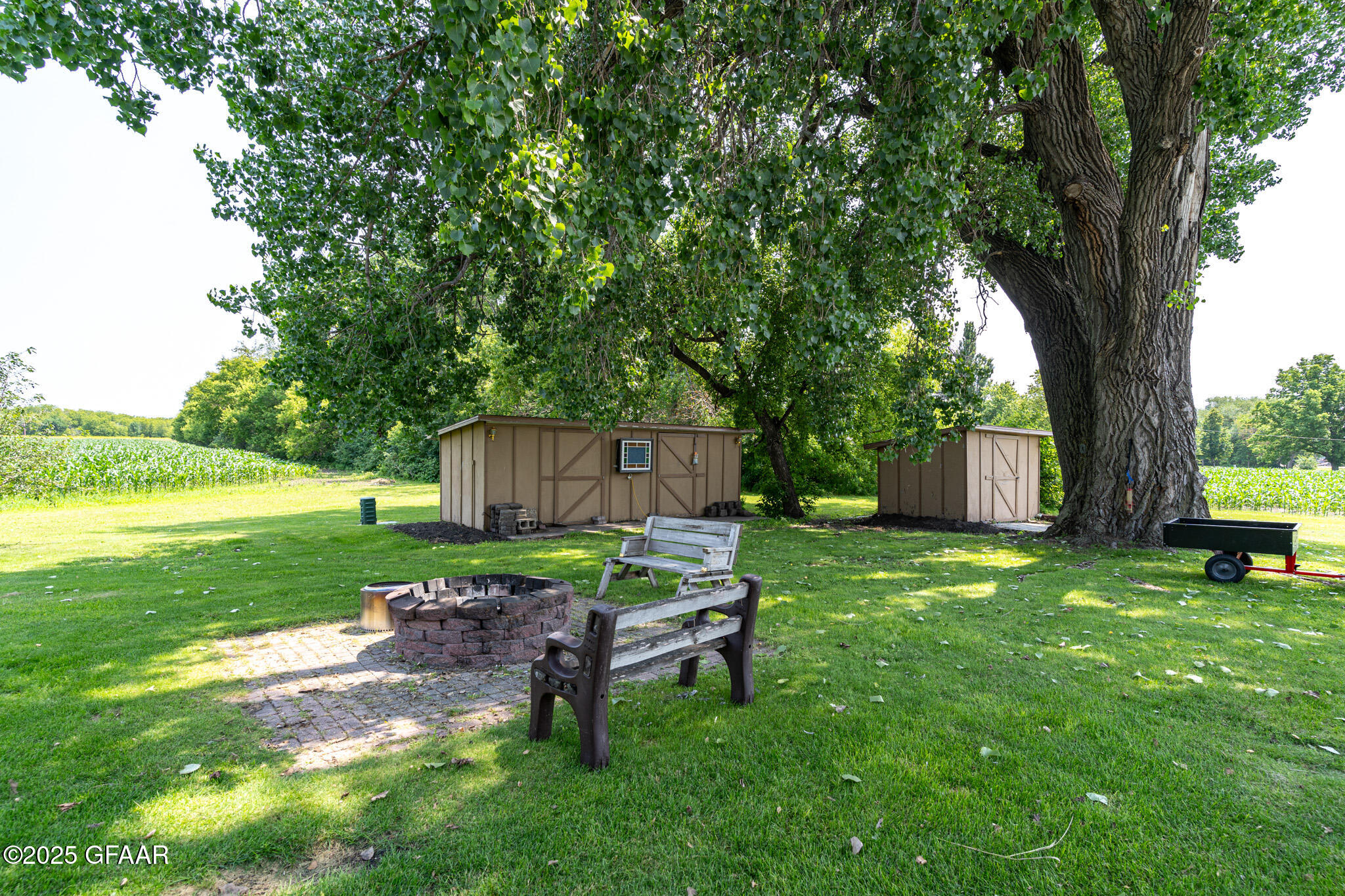 Northwood, North Dakota 58267, United States, 5 Bedrooms Bedrooms, ,2 BathroomsBathrooms,Residential,Pending,19638