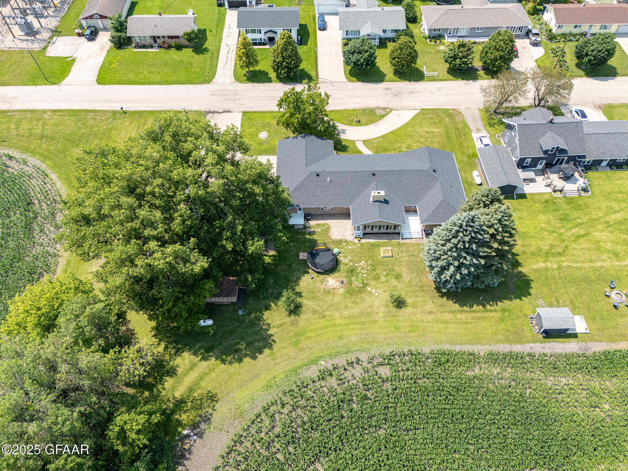 Northwood, North Dakota 58267, United States, 5 Bedrooms Bedrooms, ,2 BathroomsBathrooms,Residential,Pending,19638