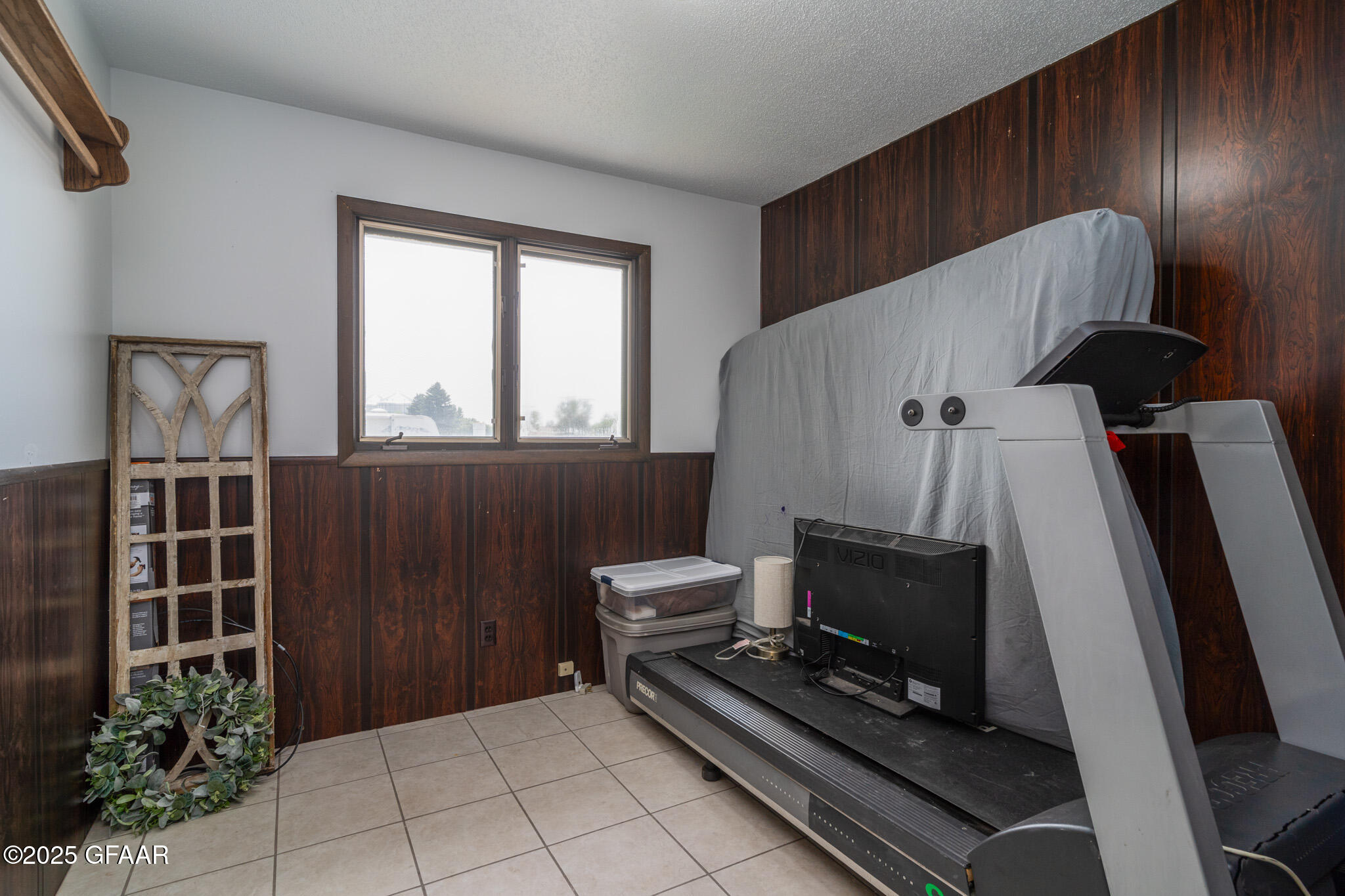 Northwood, North Dakota 58267, United States, 5 Bedrooms Bedrooms, ,2 BathroomsBathrooms,Residential,Pending,19638