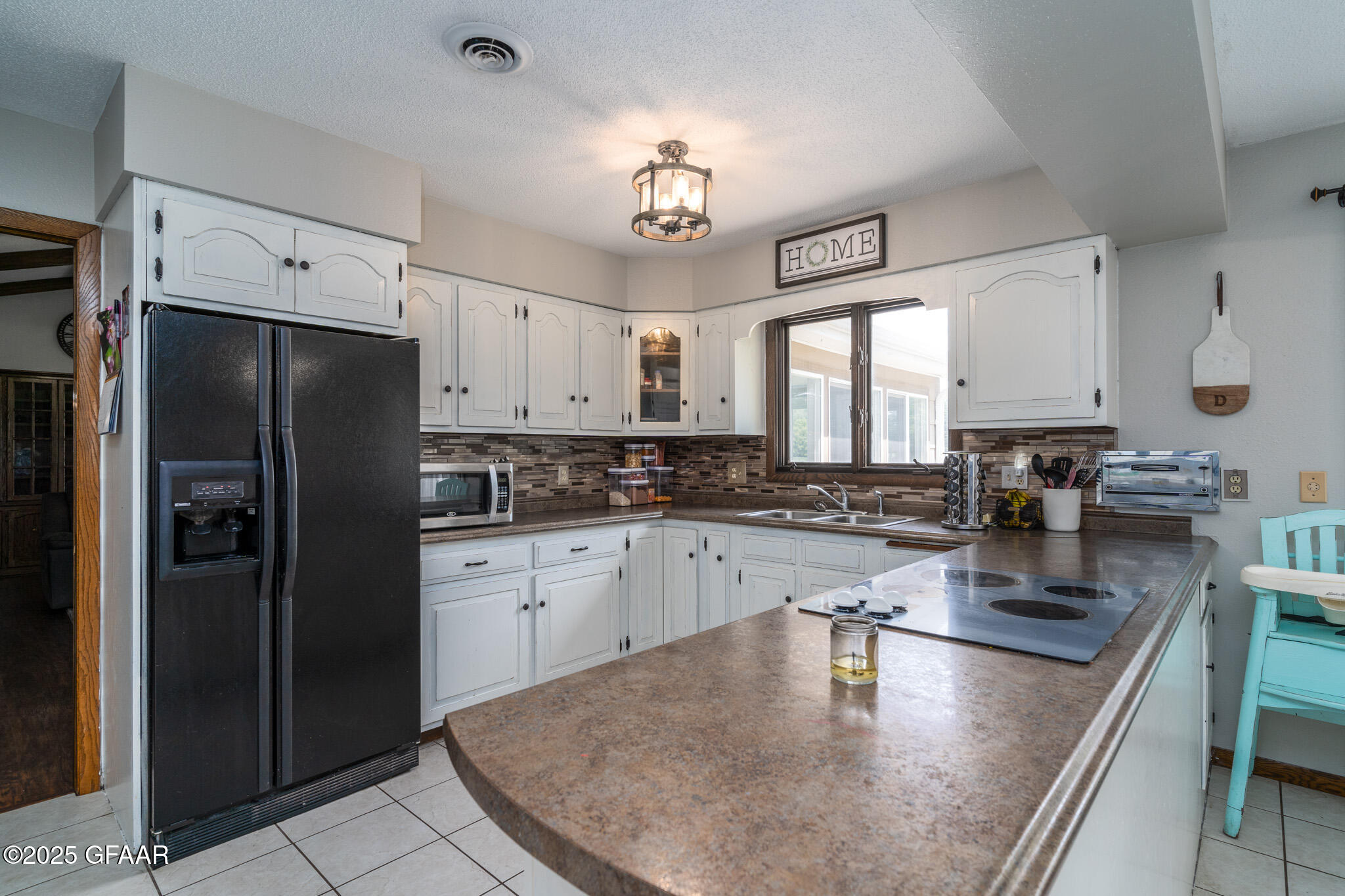 Northwood, North Dakota 58267, United States, 5 Bedrooms Bedrooms, ,2 BathroomsBathrooms,Residential,Pending,19638