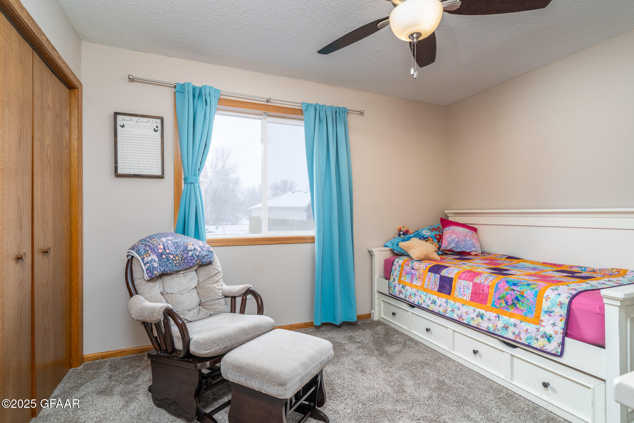 Grand Forks, North Dakota 58203, United States, 4 Bedrooms Bedrooms, ,2 BathroomsBathrooms,Residential,Pending,90898