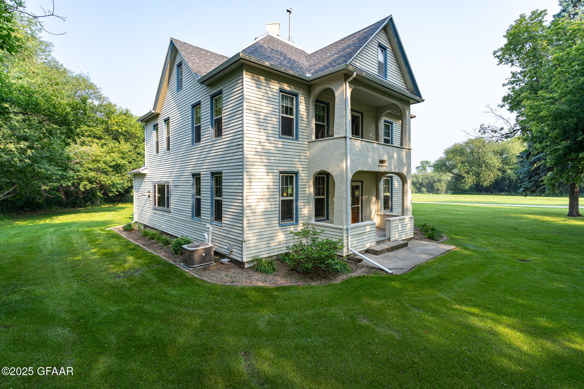 United States, ,2 BathroomsBathrooms,Residential,Contingent,185386