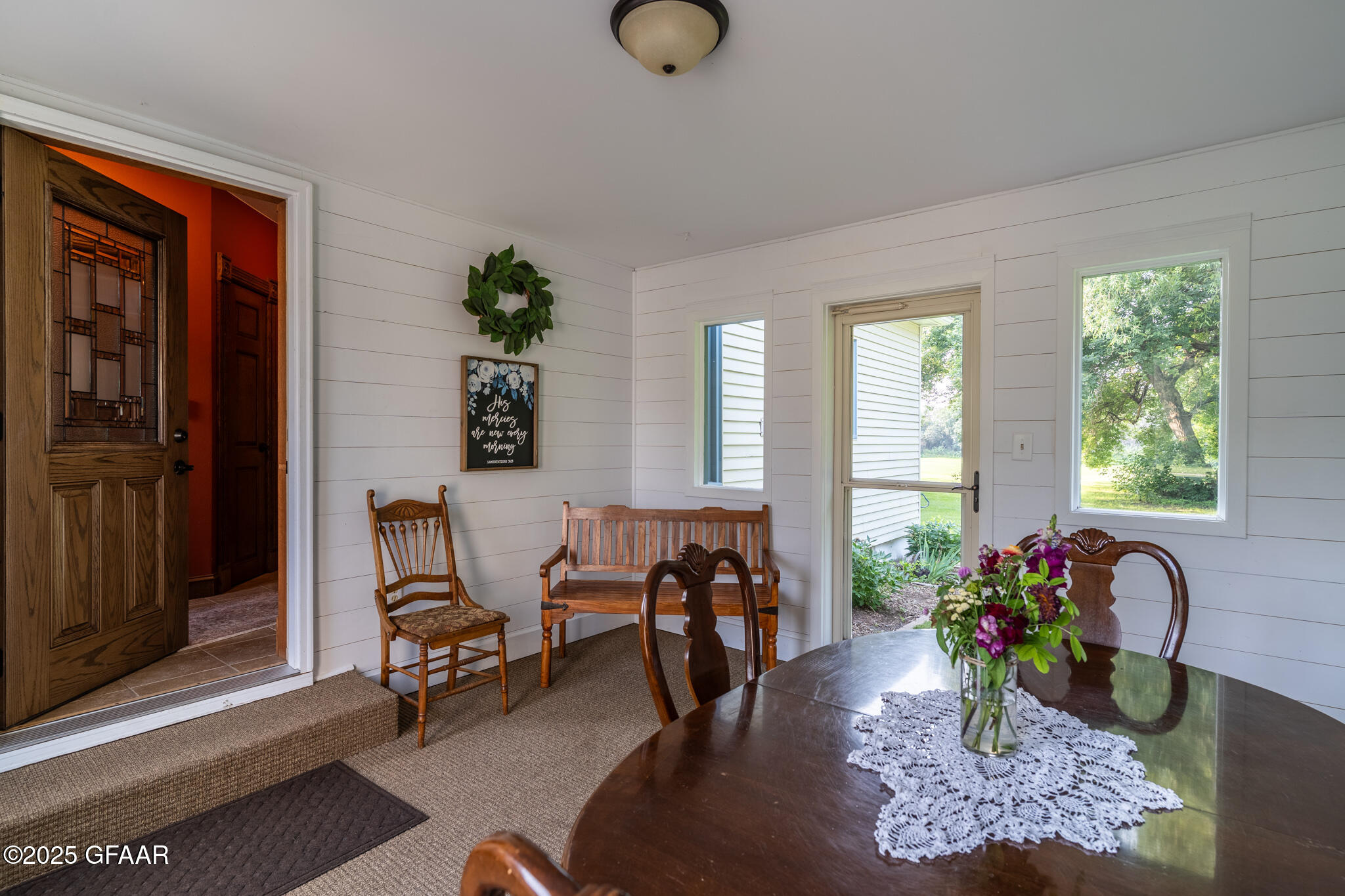 United States, ,2 BathroomsBathrooms,Residential,Contingent,185386