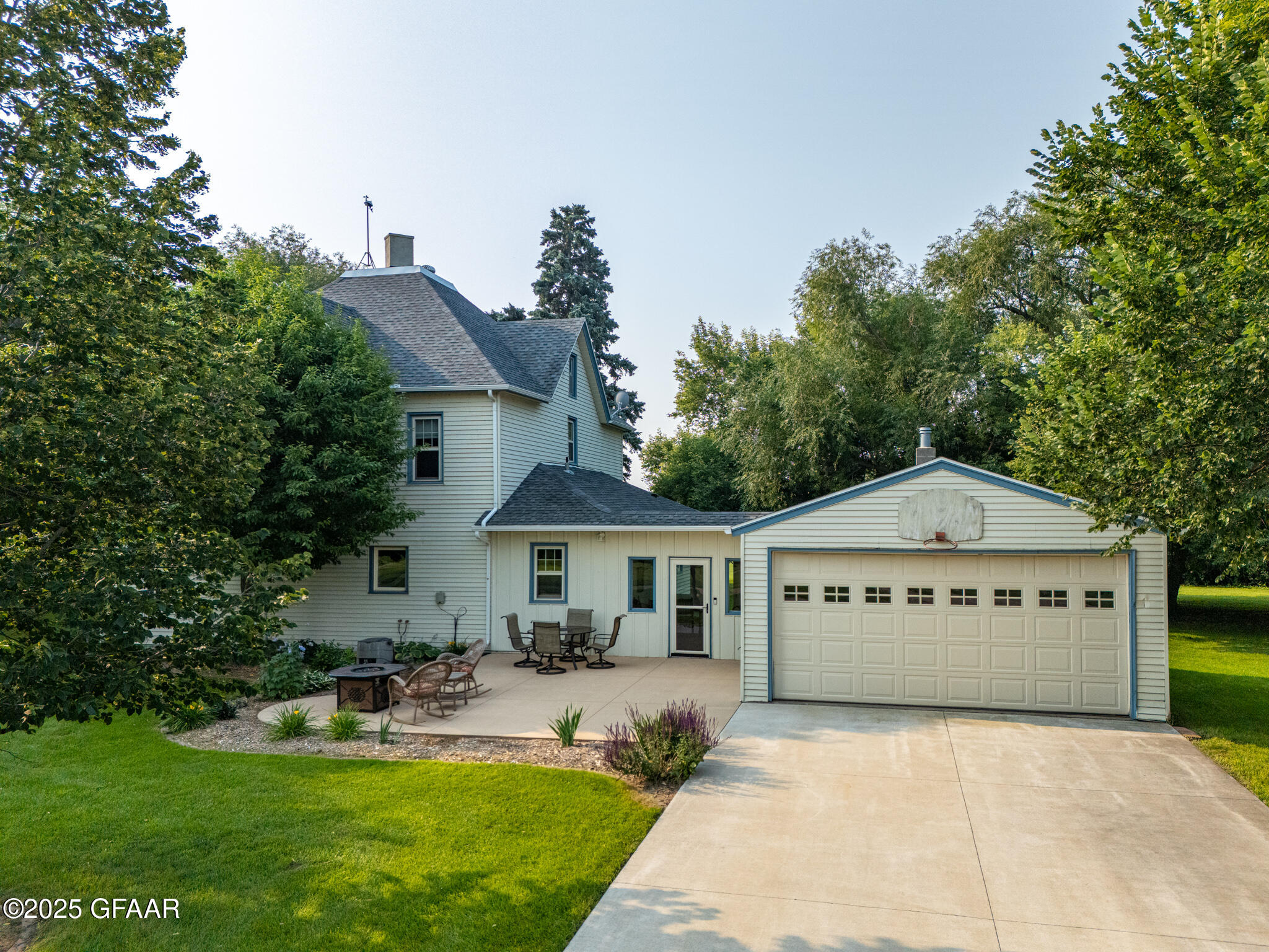 United States, ,2 BathroomsBathrooms,Residential,Contingent,185386