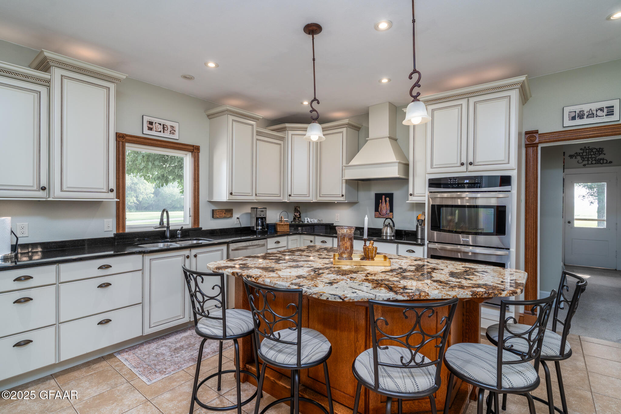 United States, ,2 BathroomsBathrooms,Residential,Contingent,185386