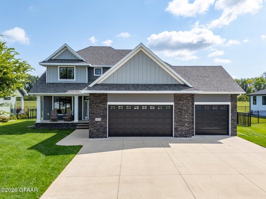 5960 E PRAIRIEWOOD DR, GRAND FORKS, ND 58201 - Image 22737657cb75faecf027ff619c4ea5ea/1775034493