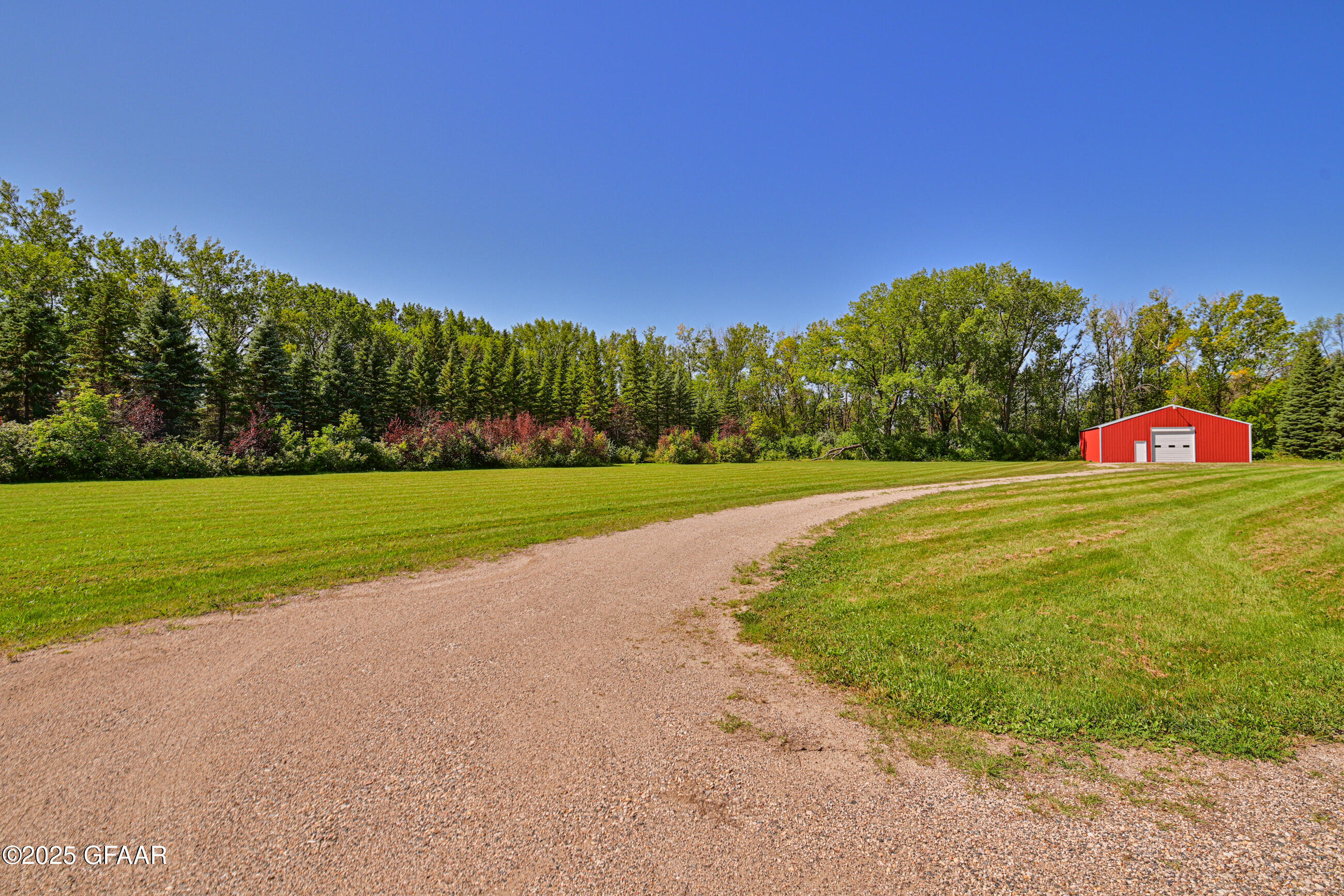 Grand Forks, North Dakota 58201, United States, 3 Bedrooms Bedrooms, ,3 BathroomsBathrooms,Residential,Active,204239