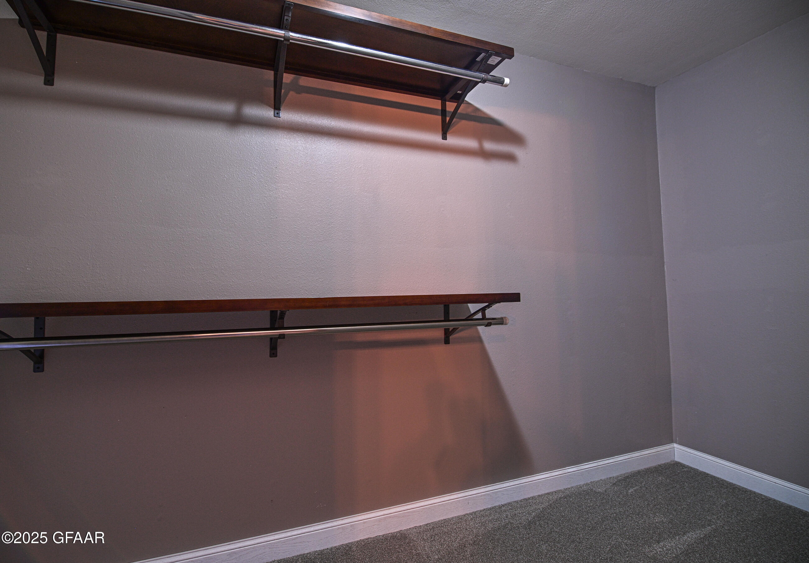 Grand Forks, North Dakota 58201, United States, 3 Bedrooms Bedrooms, ,3 BathroomsBathrooms,Residential,Active,204239