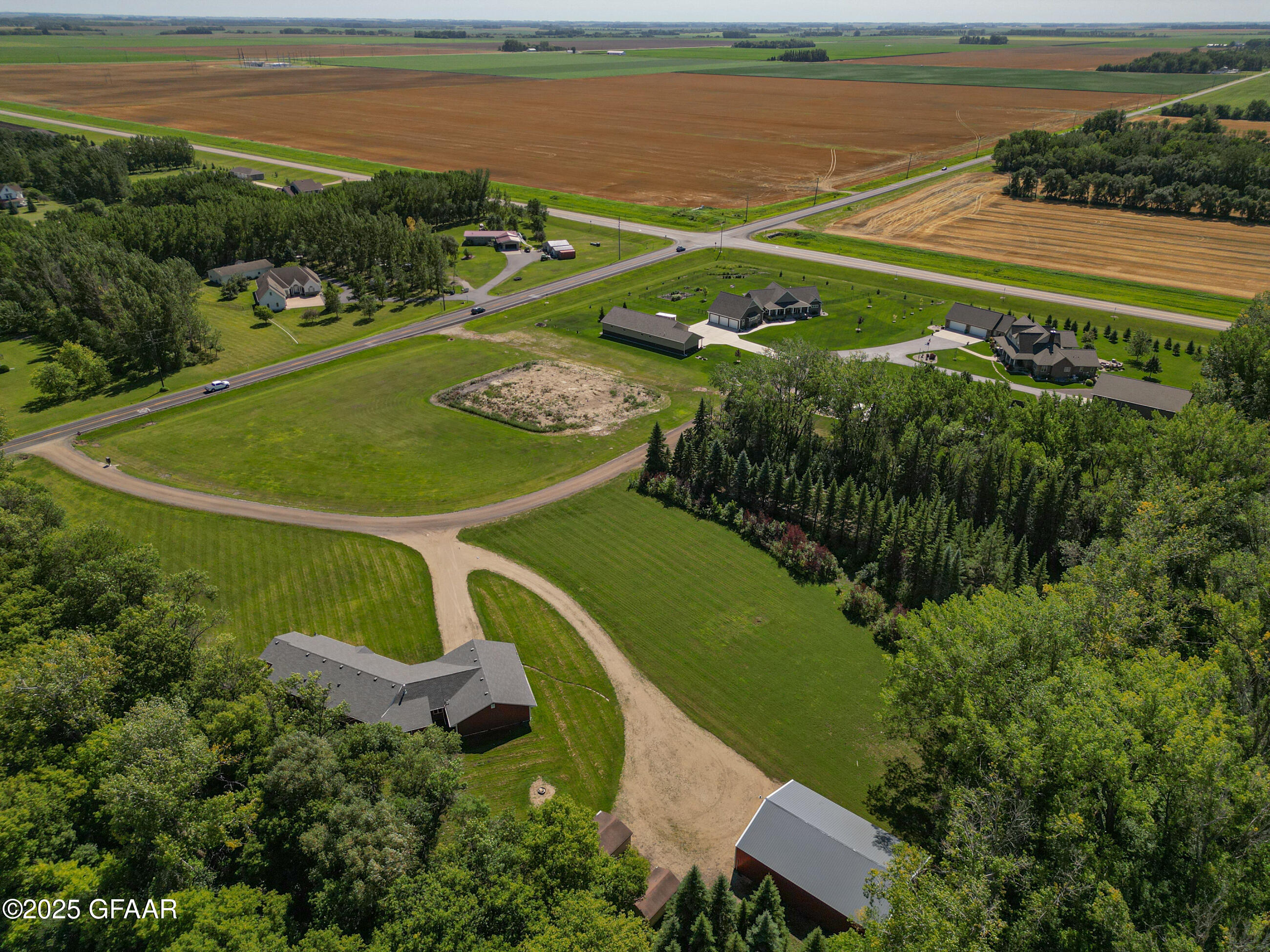 Grand Forks, North Dakota 58201, United States, 3 Bedrooms Bedrooms, ,3 BathroomsBathrooms,Residential,Active,204239