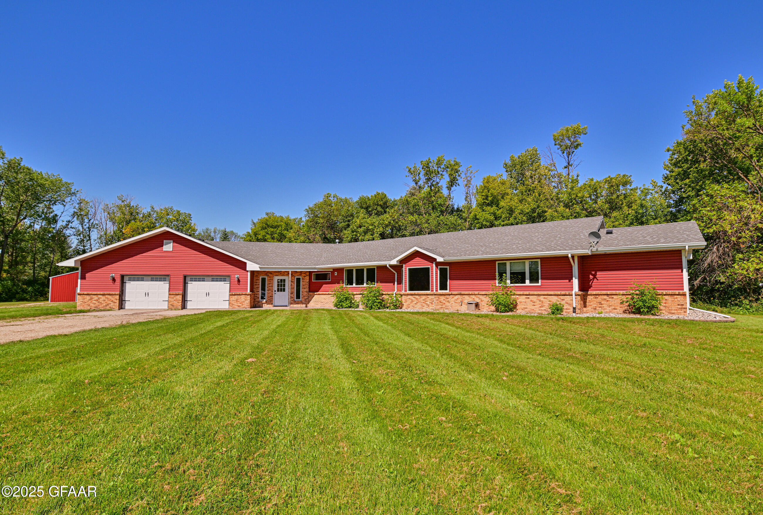 Grand Forks, North Dakota 58201, United States, 3 Bedrooms Bedrooms, ,3 BathroomsBathrooms,Residential,Active,204239
