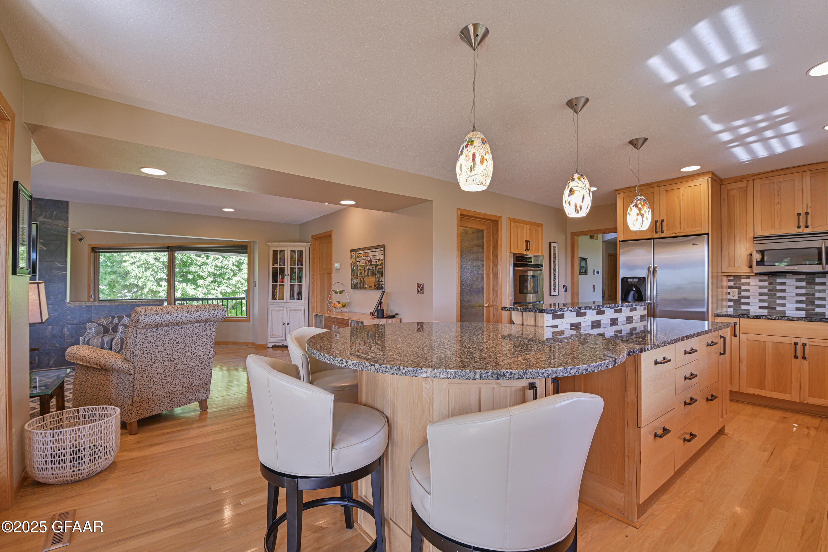 Grand Forks, North Dakota 58201, United States, 5 Bedrooms Bedrooms, ,3 BathroomsBathrooms,Residential,Active,166300