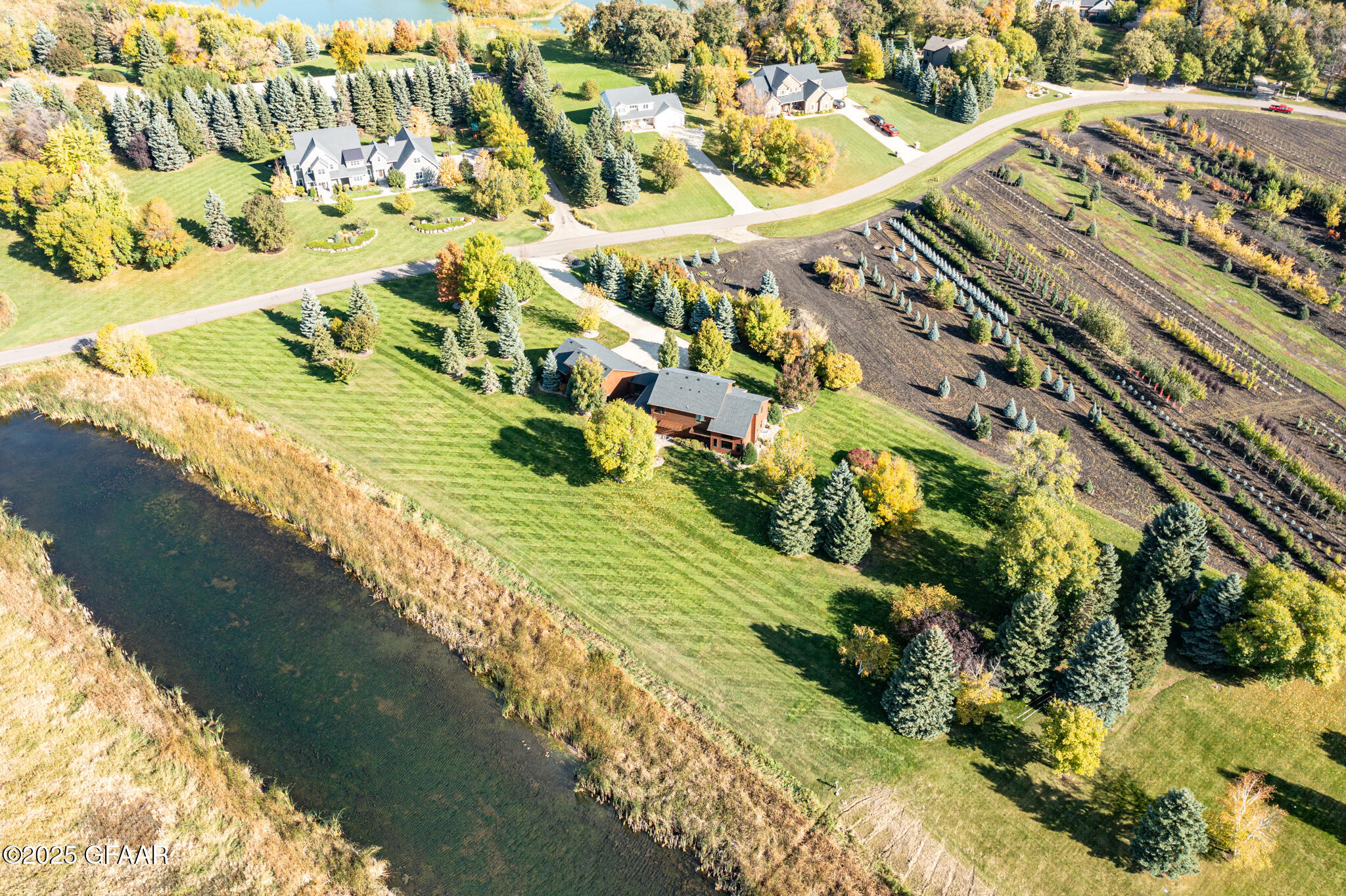 Grand Forks, North Dakota 58201, United States, 5 Bedrooms Bedrooms, ,3 BathroomsBathrooms,Residential,Active,166300