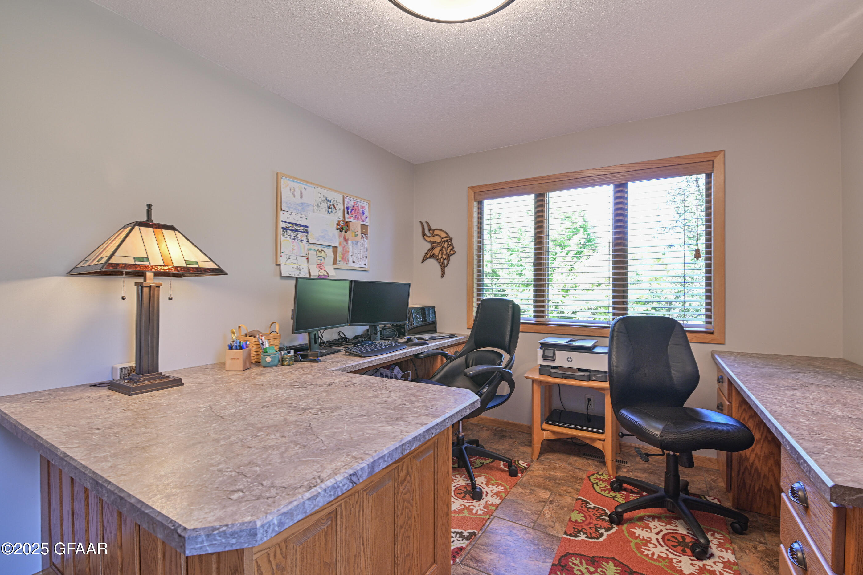 Grand Forks, North Dakota 58201, United States, 5 Bedrooms Bedrooms, ,3 BathroomsBathrooms,Residential,Active,166300